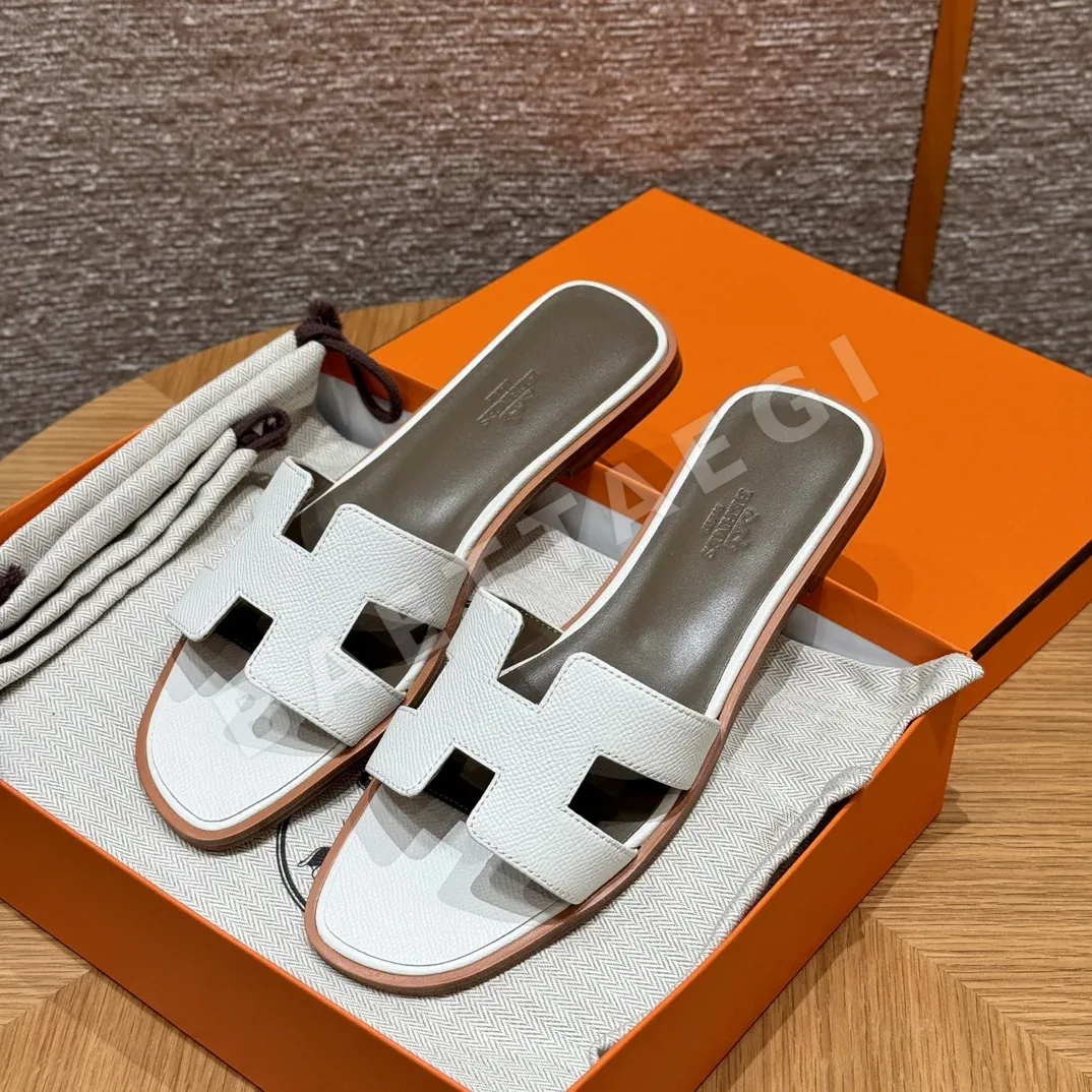 에르메스 오란 슬리퍼 117482