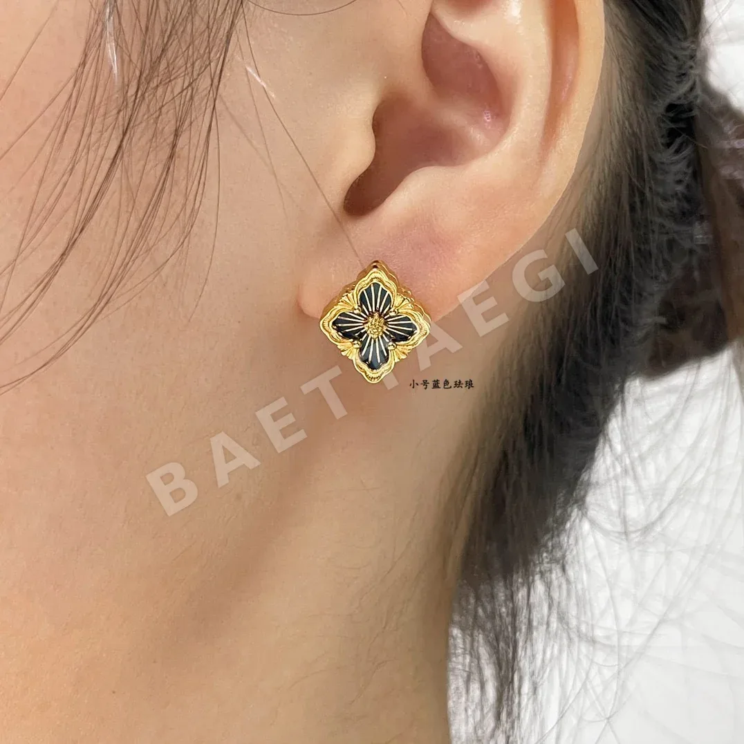부첼라티 블루 에나멜 네잎클로버 스터드 귀걸이 64278
