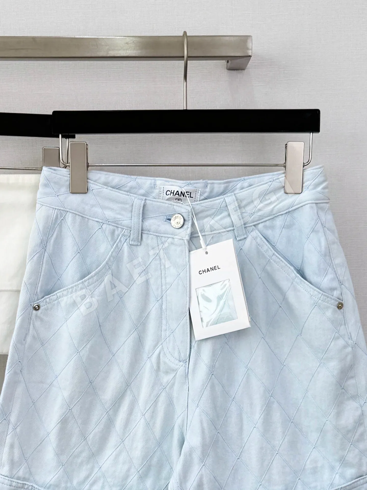 샤넬 퀼팅 데님 카고 반바지 상세 이미지 3