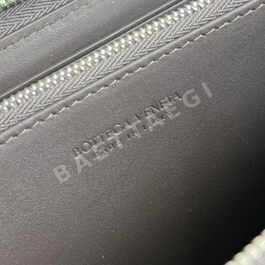보테가베네타 파인 우븐 소가죽 지갑 6067 상세 이미지 8