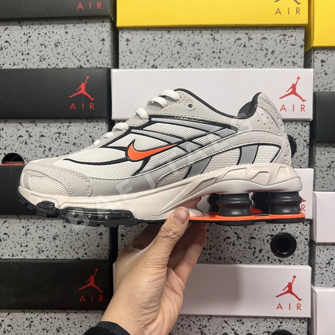 나이키 [WM] 샥스 IO4296-004 201263 Nike Shox Ride 2 Light Smoke Grey Total Orange 상세 이미지 2
