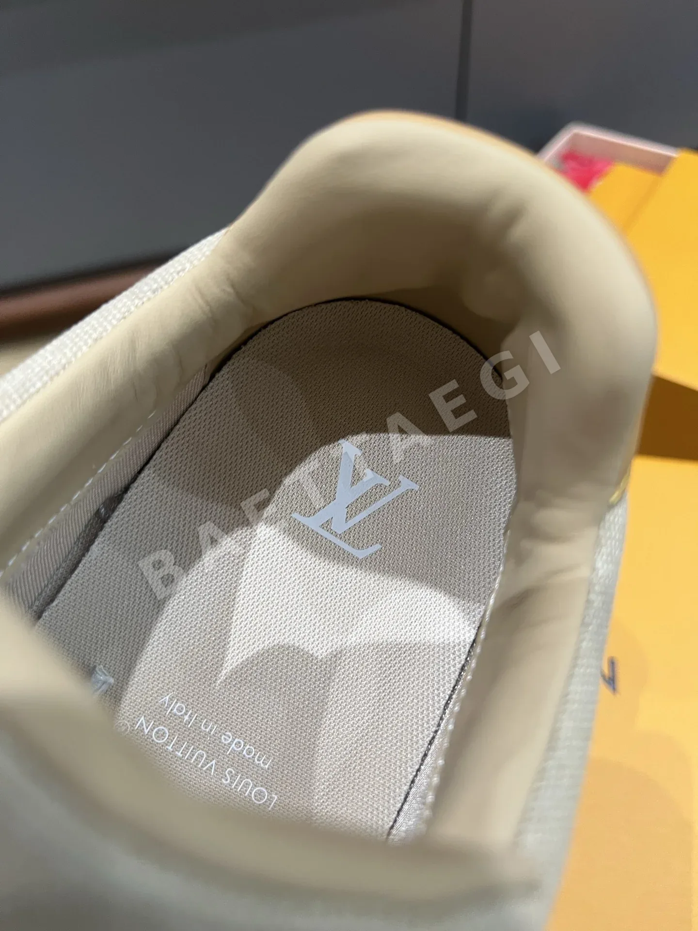 루이비통 LV 26 경사 커플 스케이트보드 신발 상세 이미지 8