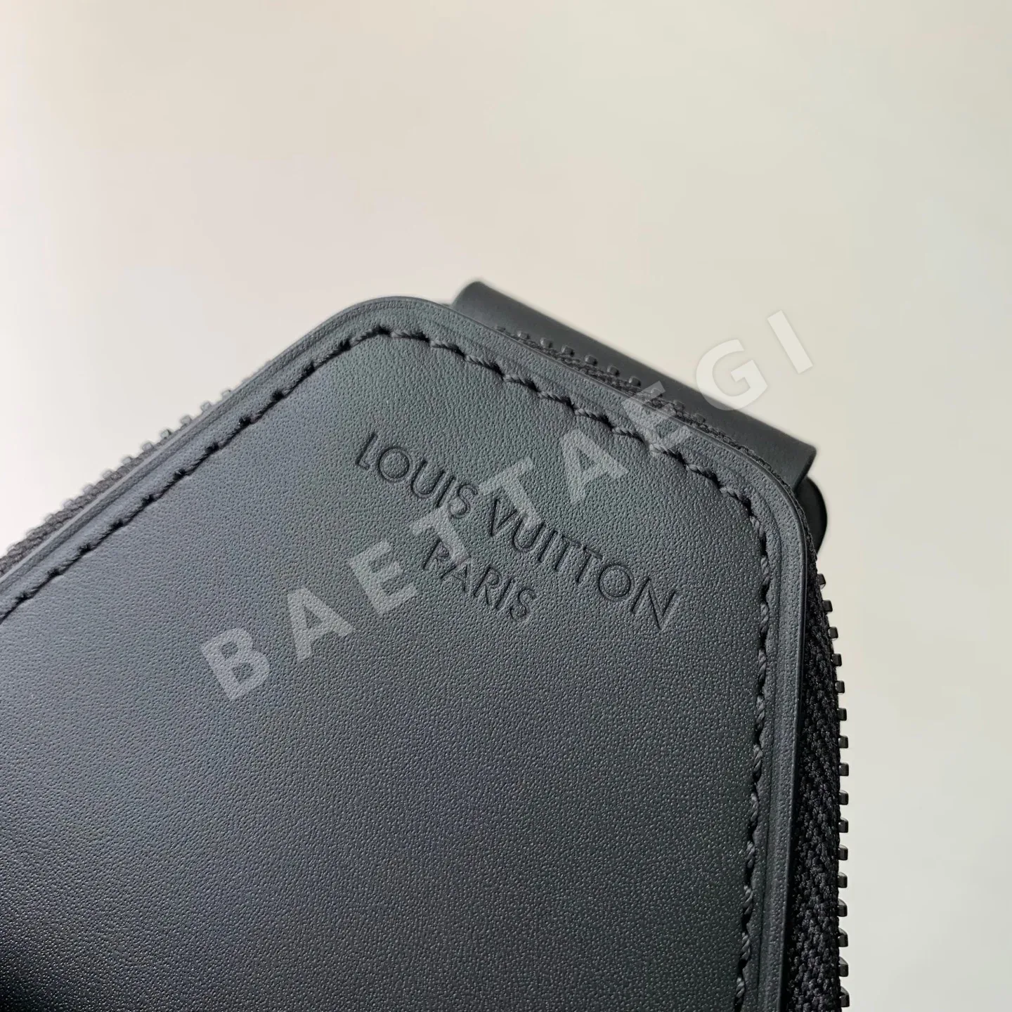 루이비통 아베뉴 크로스바디 가방 상세 이미지 6