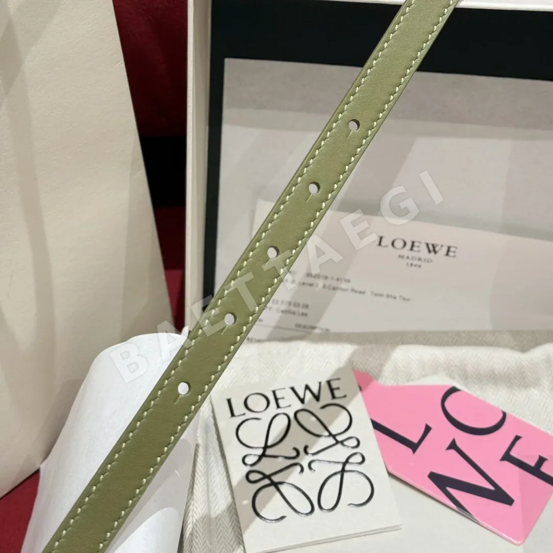 로에베 기하학 무늬 소가죽 벨트 상세 이미지 8