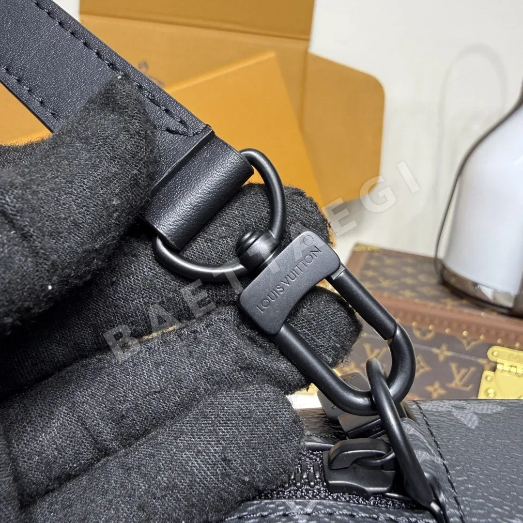 루이비통 포쉐트 카사이 클러치백 M82076 상세 이미지 9