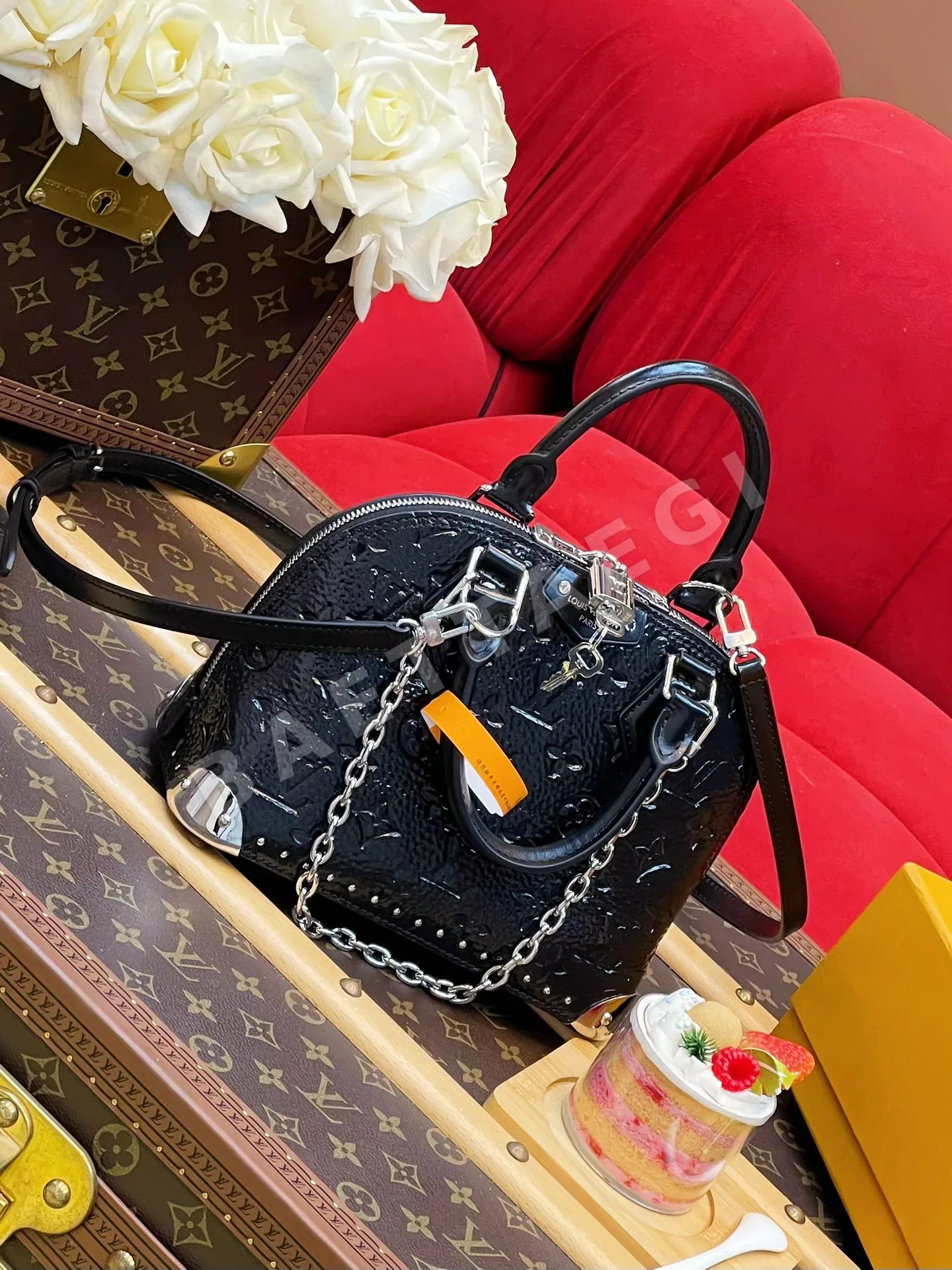 루이비통 알마 BB 가방 M27812