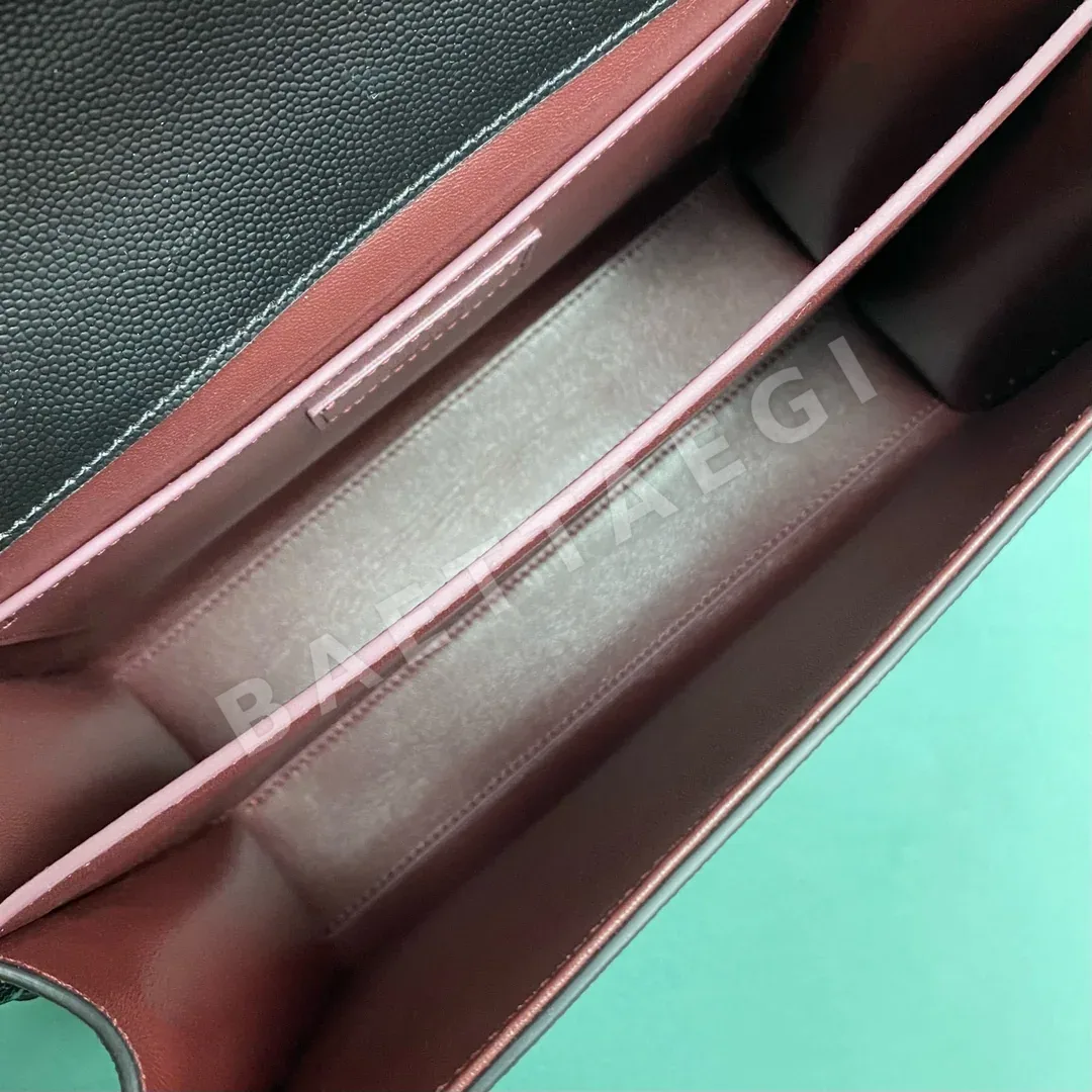 생로랑 카산드라 미디엄 캐비어 스킨 가방 상세 이미지 8