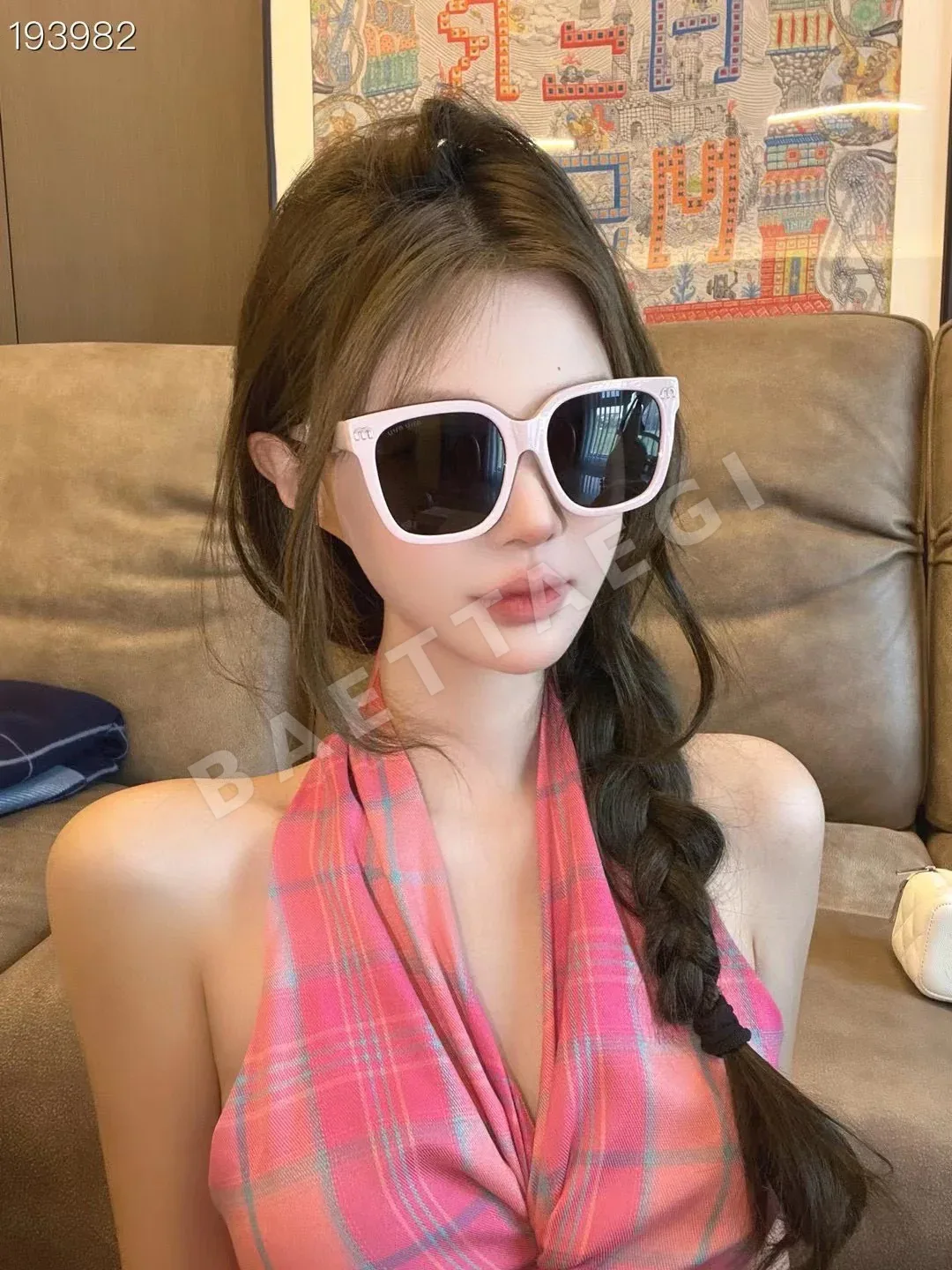 미우미우 SMU66 N 선글라스 SMU66 N 상세 이미지 2