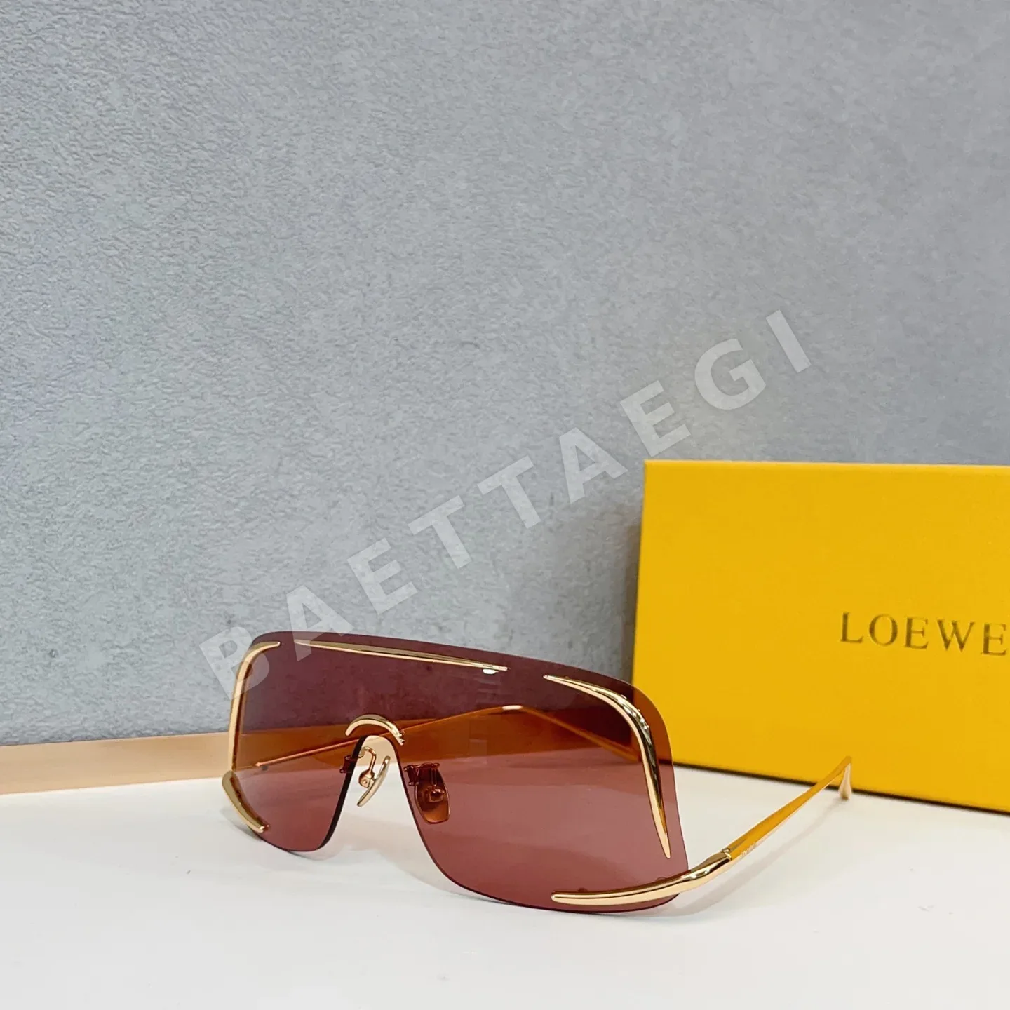 로에베 LW40193 U 선글라스 상세 이미지 7
