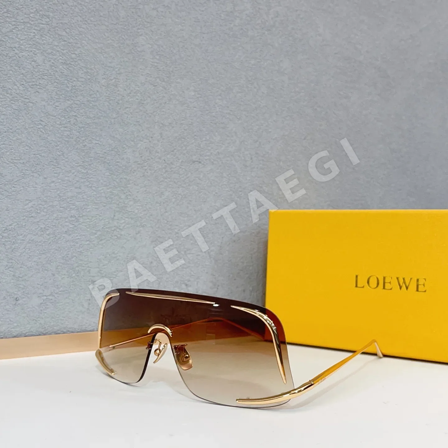 로에베 LW40193 U 선글라스 72863