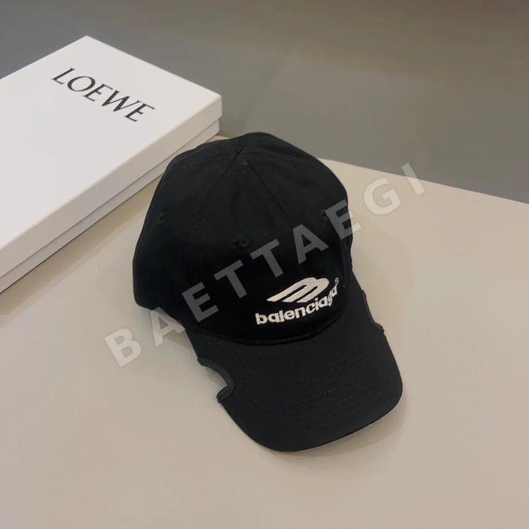 발렌시아가 데미지 가공 야구모자 상세 이미지 2