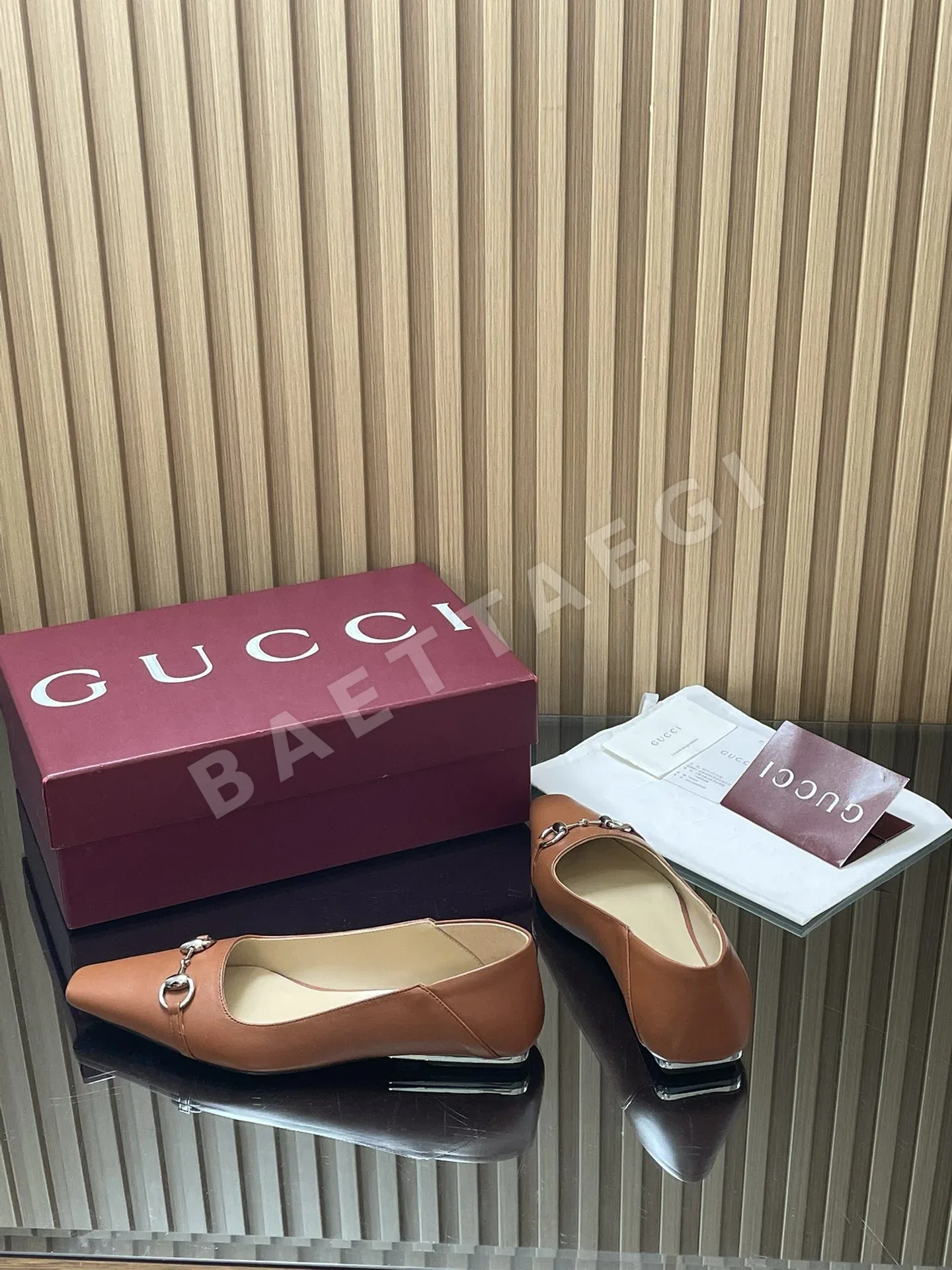 구찌 호스빗 스퀘어토 플랫 로퍼 상세 이미지 6