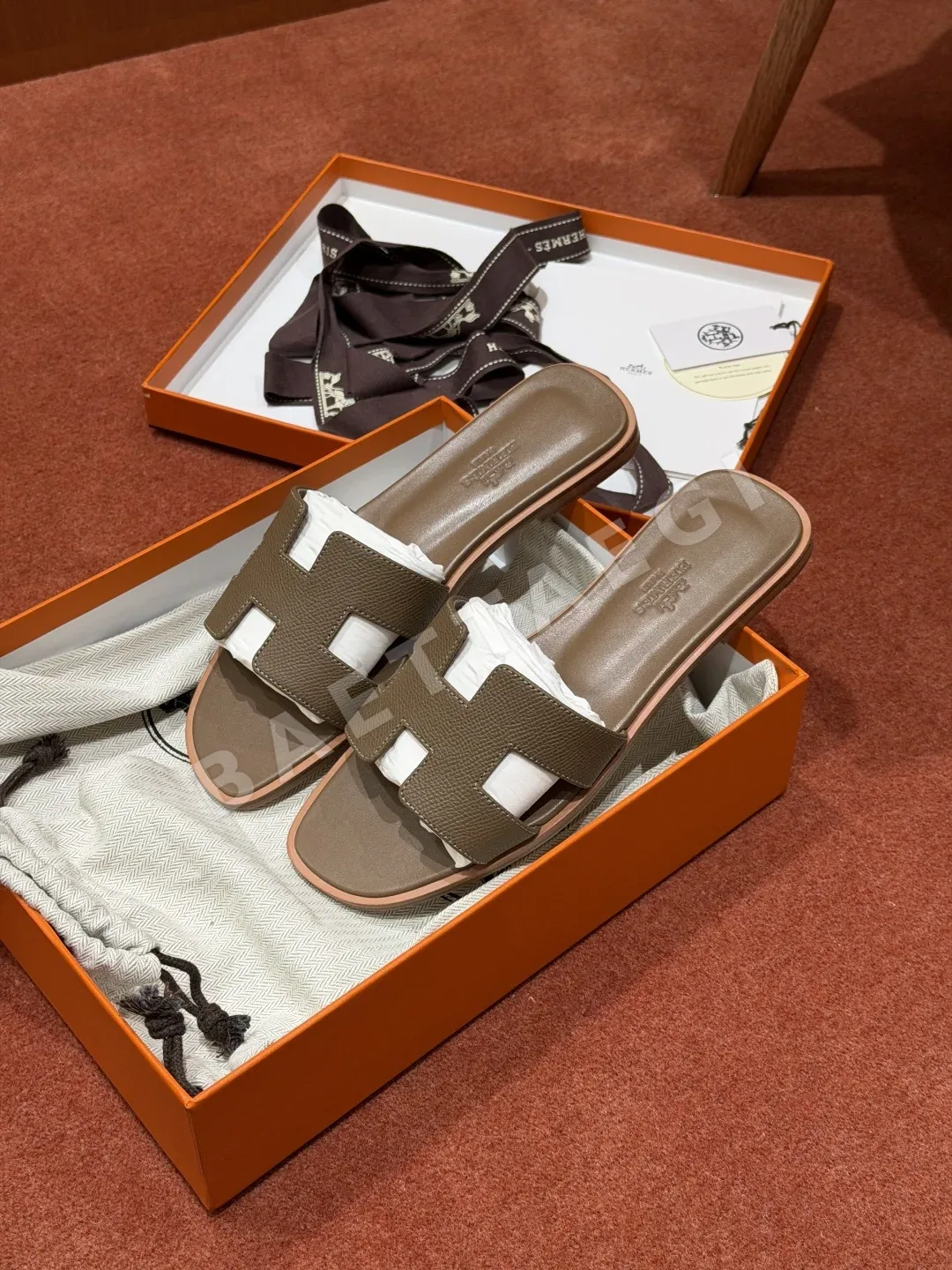 에르메스 오란 샌들 Calfskin 클래식 H 컷아웃 상세 이미지 6