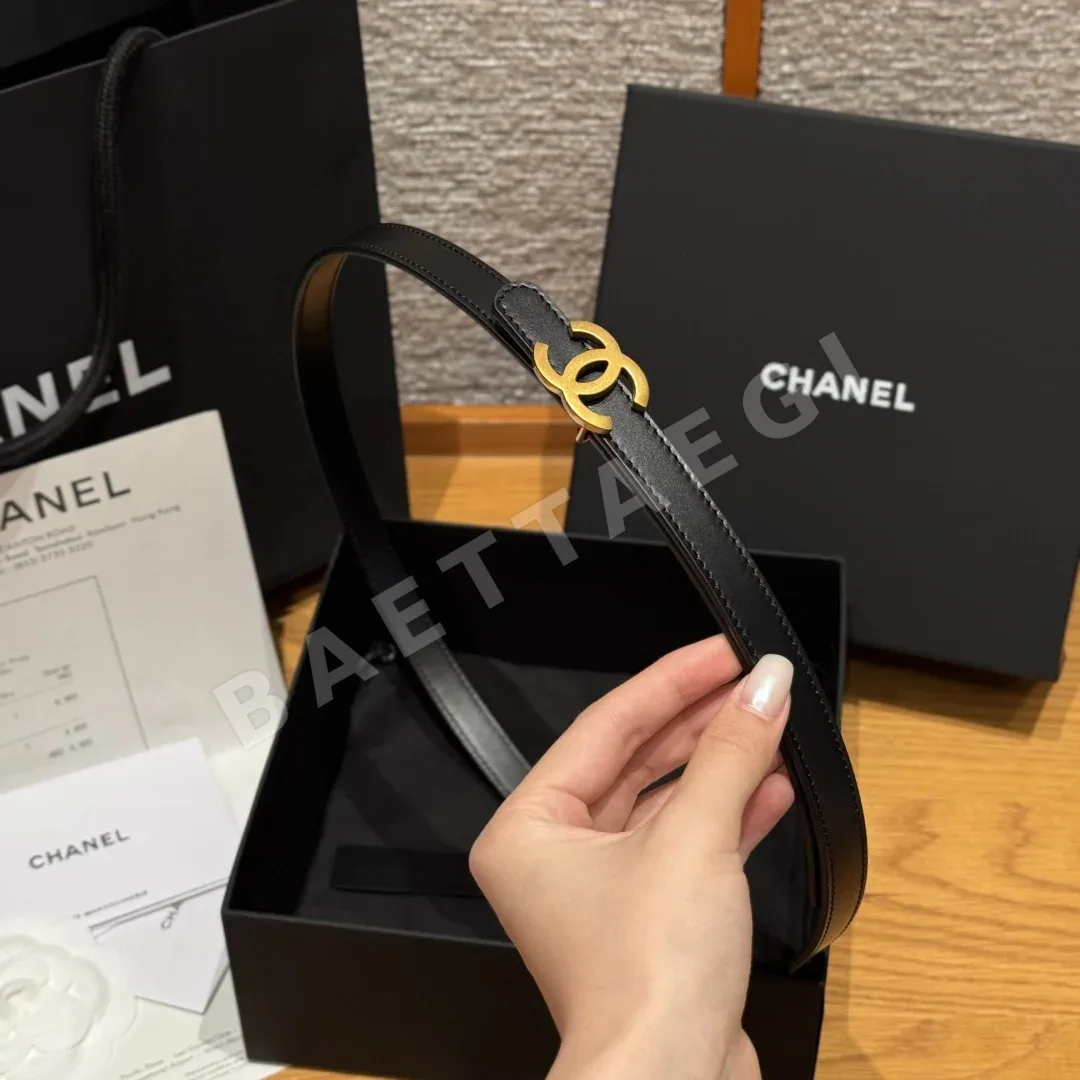 샤넬 얇은 양면 송아지가죽 벨트 상세 이미지 4
