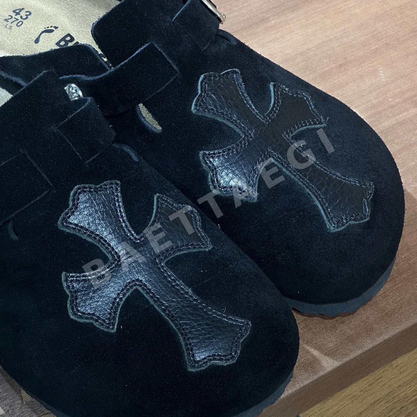 크롬하츠 샌들 블랙 레더 하프 클로즈드 토 상세 이미지 5