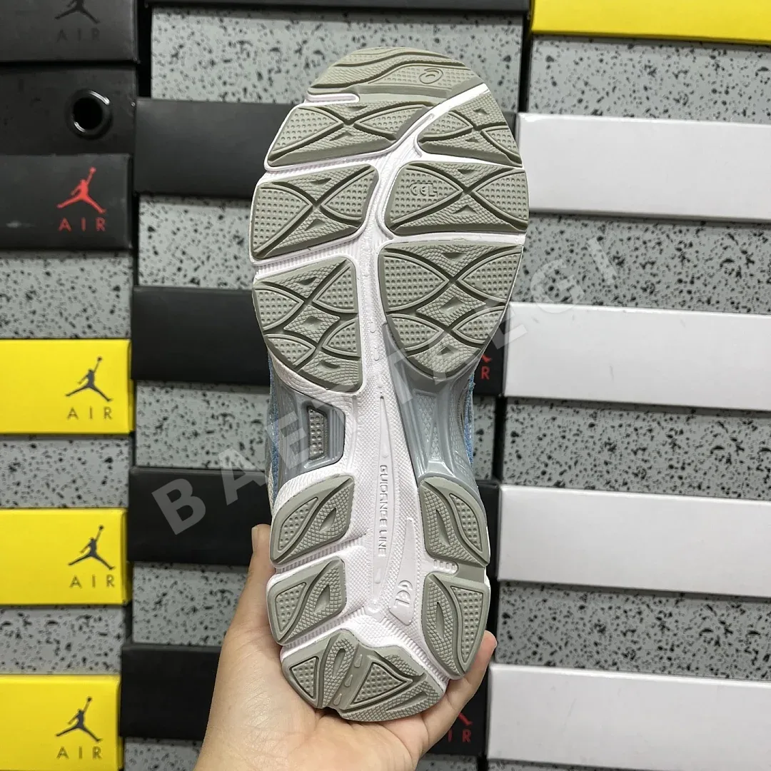 아식스 [RT] 젤 NYC 1203A383-107 200361 Asics Gel-NYC Cream Arctic Sky 상세 이미지 3