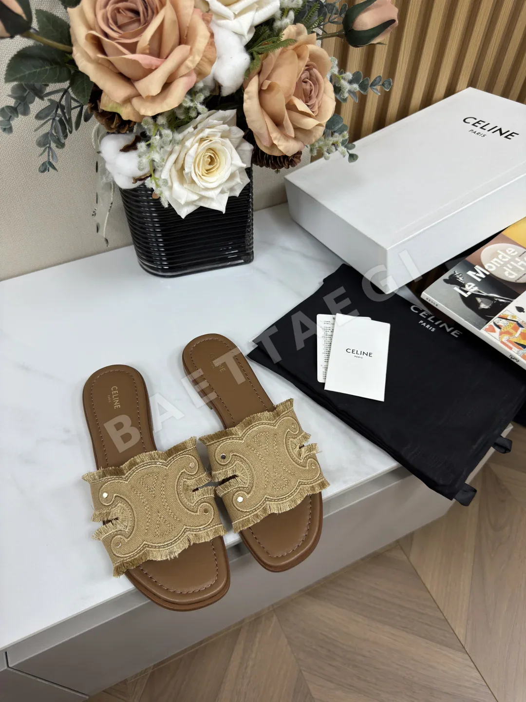 셀린느 데님 프린지 개선문 샌들 88989