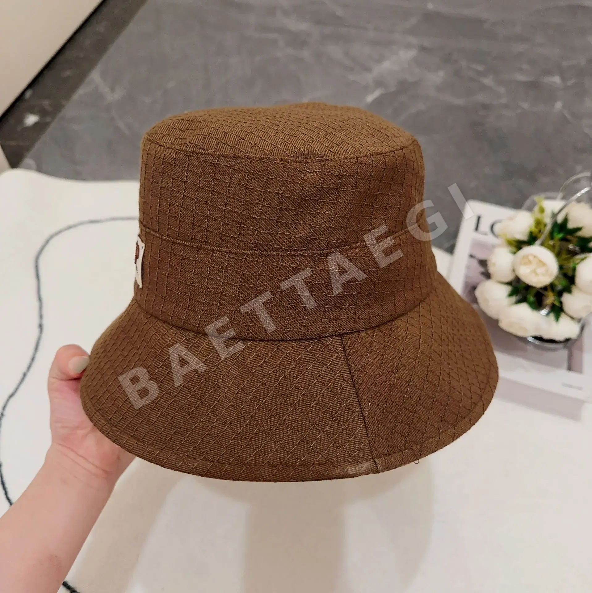샤넬 바둑판무늬 코튼 버킷 햇 상세 이미지 4