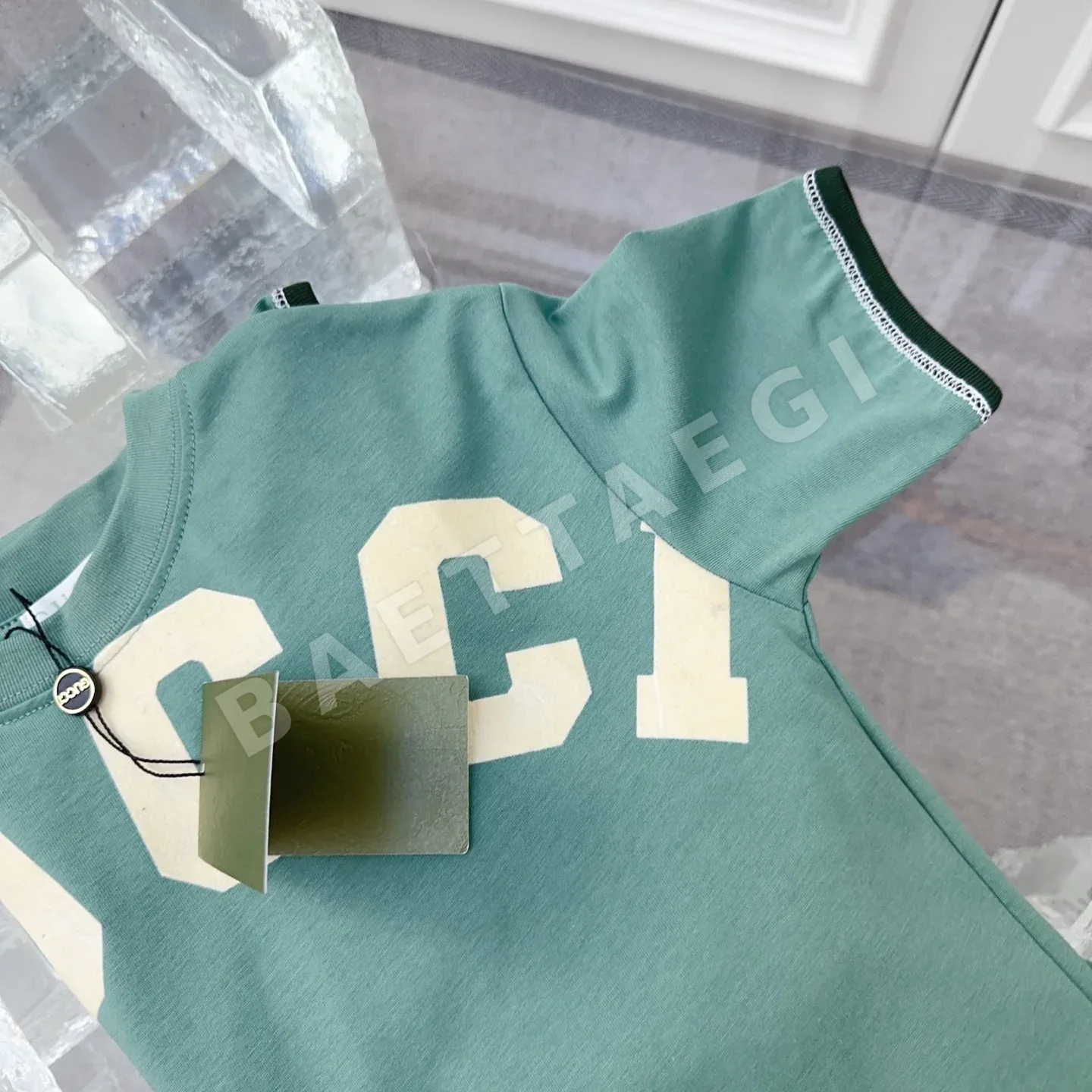 구찌 GU 2026 早春子供用新作半袖Tシャツ、フロッキープリントとオリジナル品質、230gヘビーウェイト生地 Gucci 상세 이미지 8