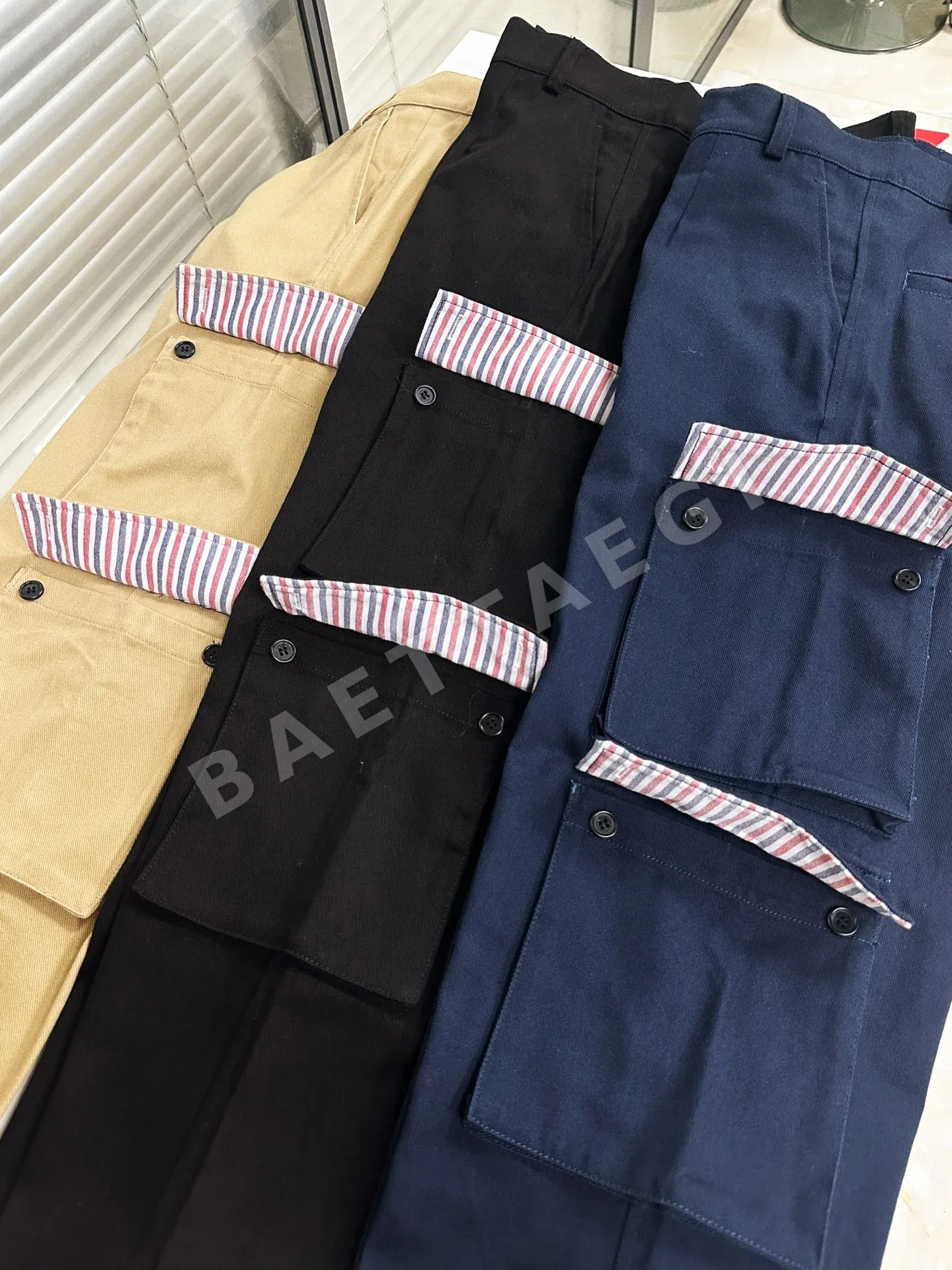 톰브라운 워싱 블랙 네이비 블루 남성 바지 레플리카 46716 Thom Browne 상세 이미지 6