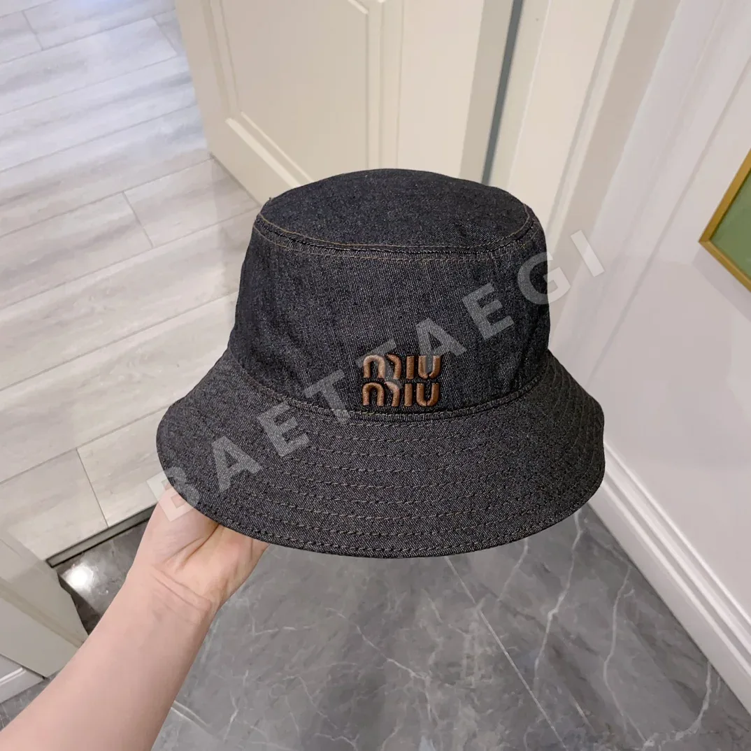 미우미우 모자 80985 Miu Miu Cap