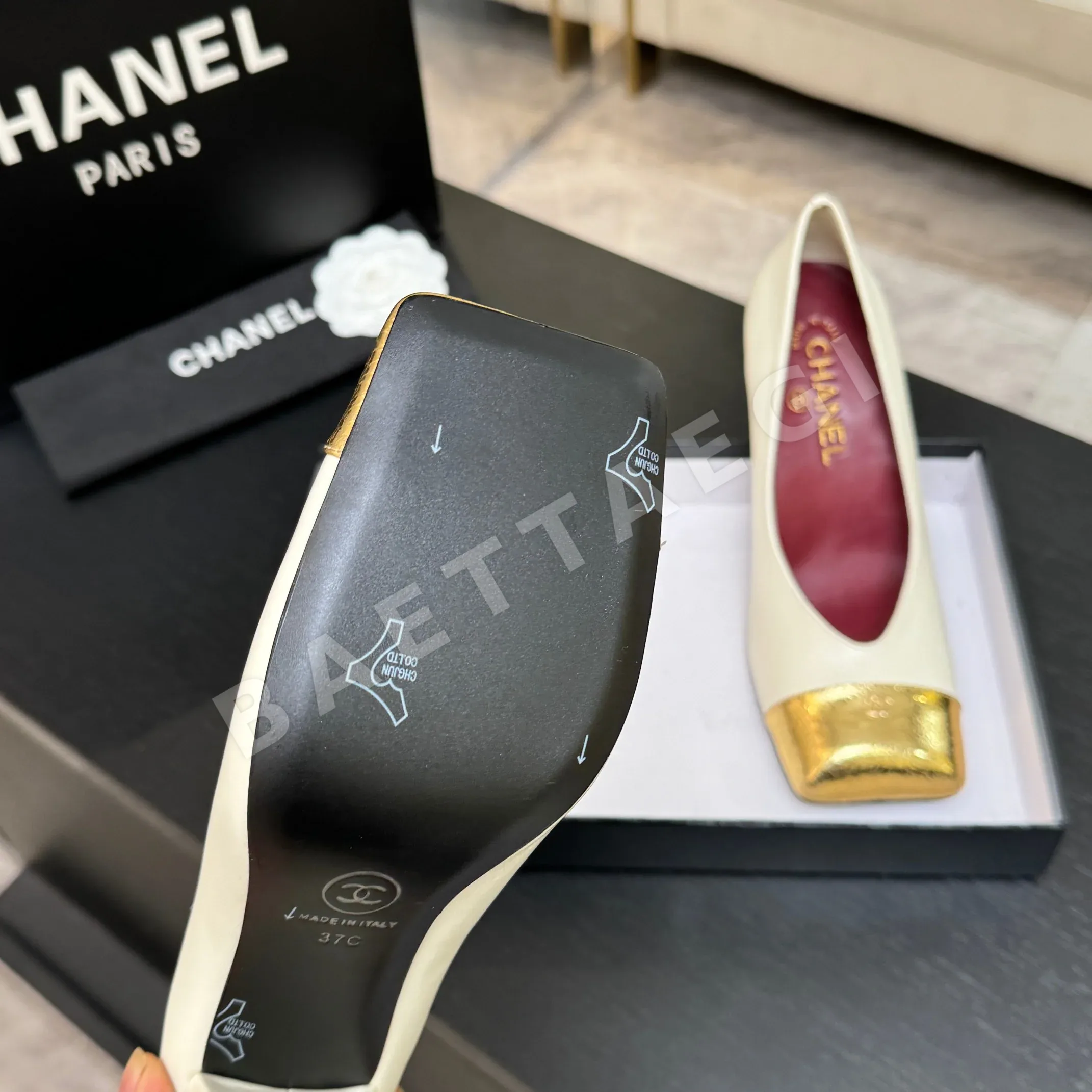 샤넬 더블 C 스티치 스퀘어토 오픈백 샌들 상세 이미지 6