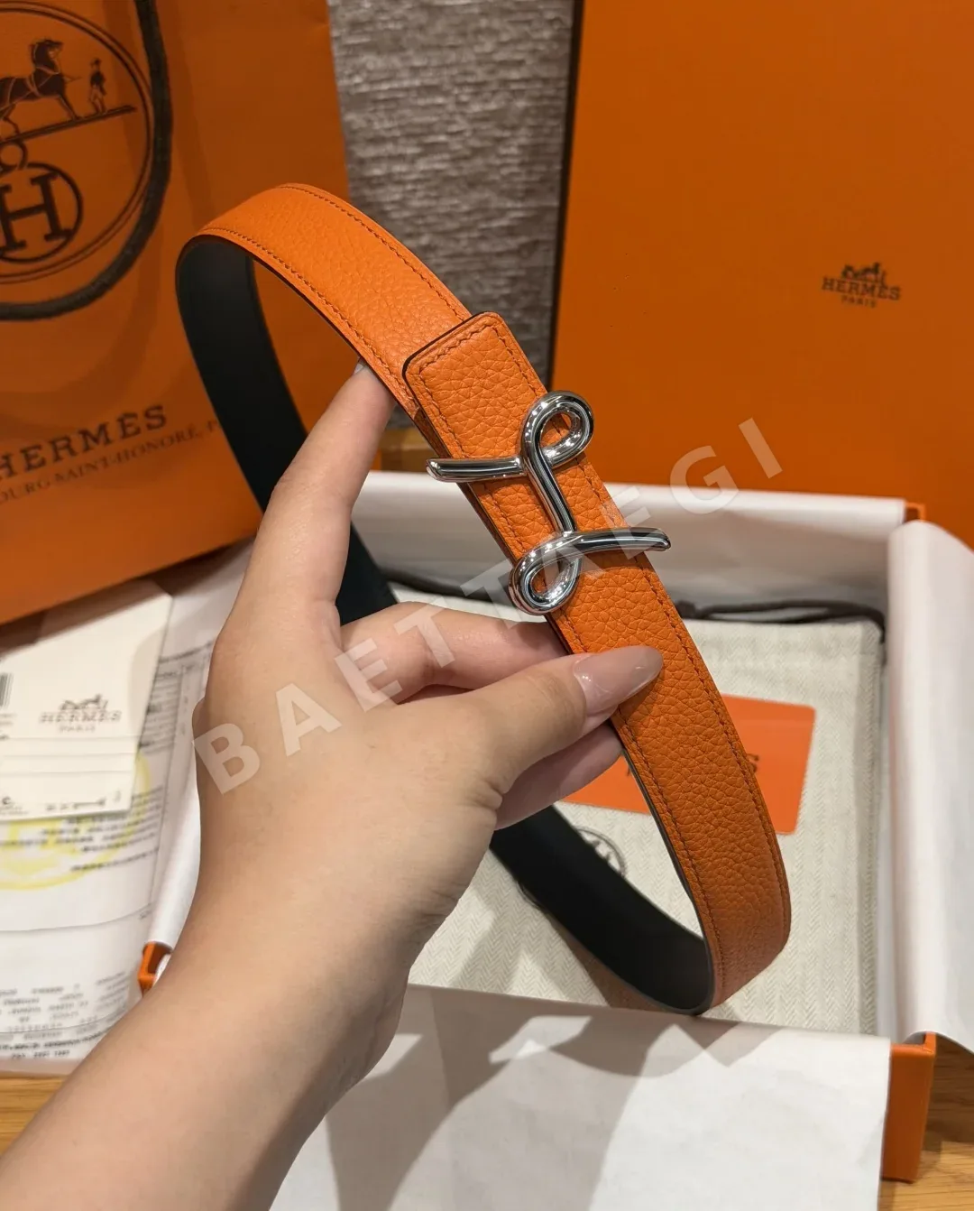 에르메스 H 크로와지에르 양면 가죽 벨트 상세 이미지 3