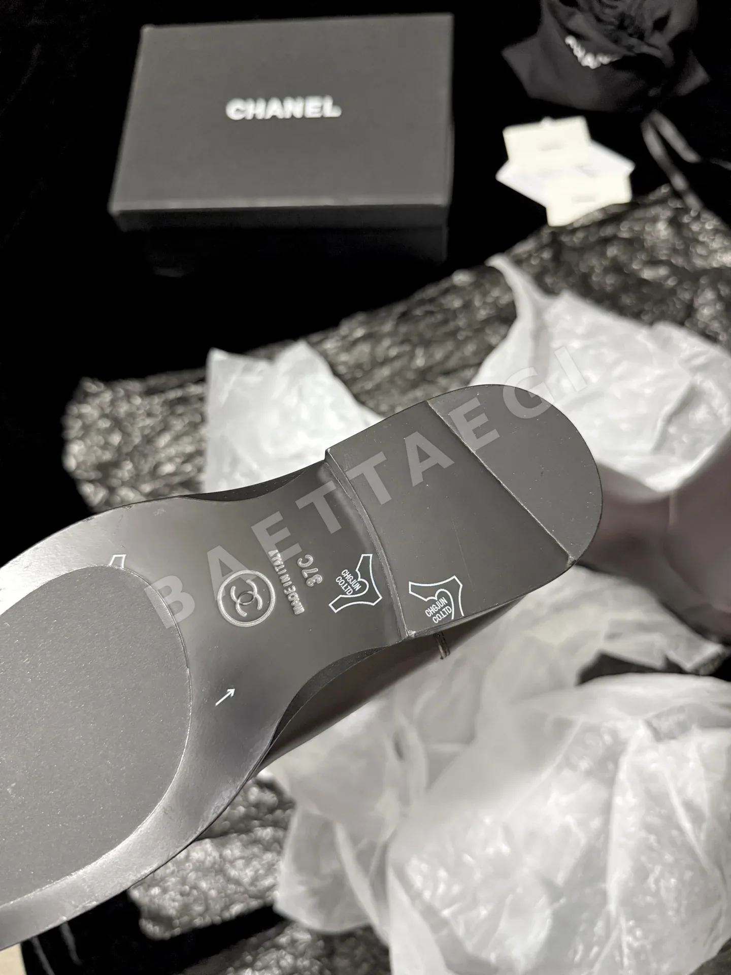 샤넬 부츠 가죽 더블 C 버클 상세 이미지 9