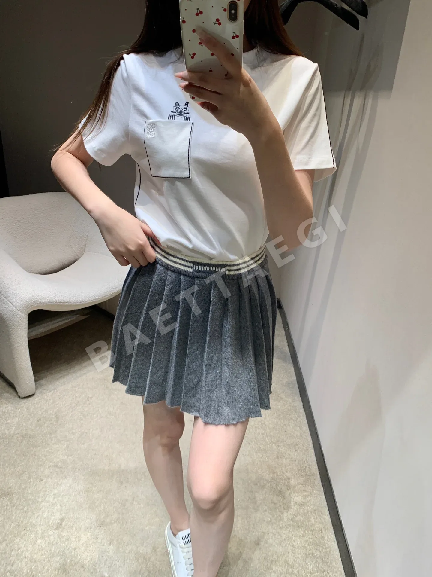 루이비통 자수 오버핏 코튼 반팔 티셔츠 5917 상세 이미지 8
