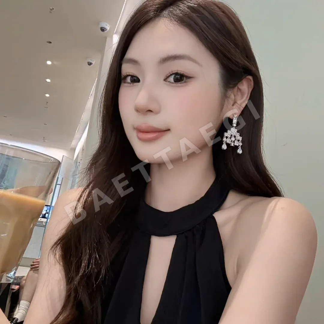 셀린느 프레클라우드 18K 골드 도금 귀걸이 상세 이미지 3