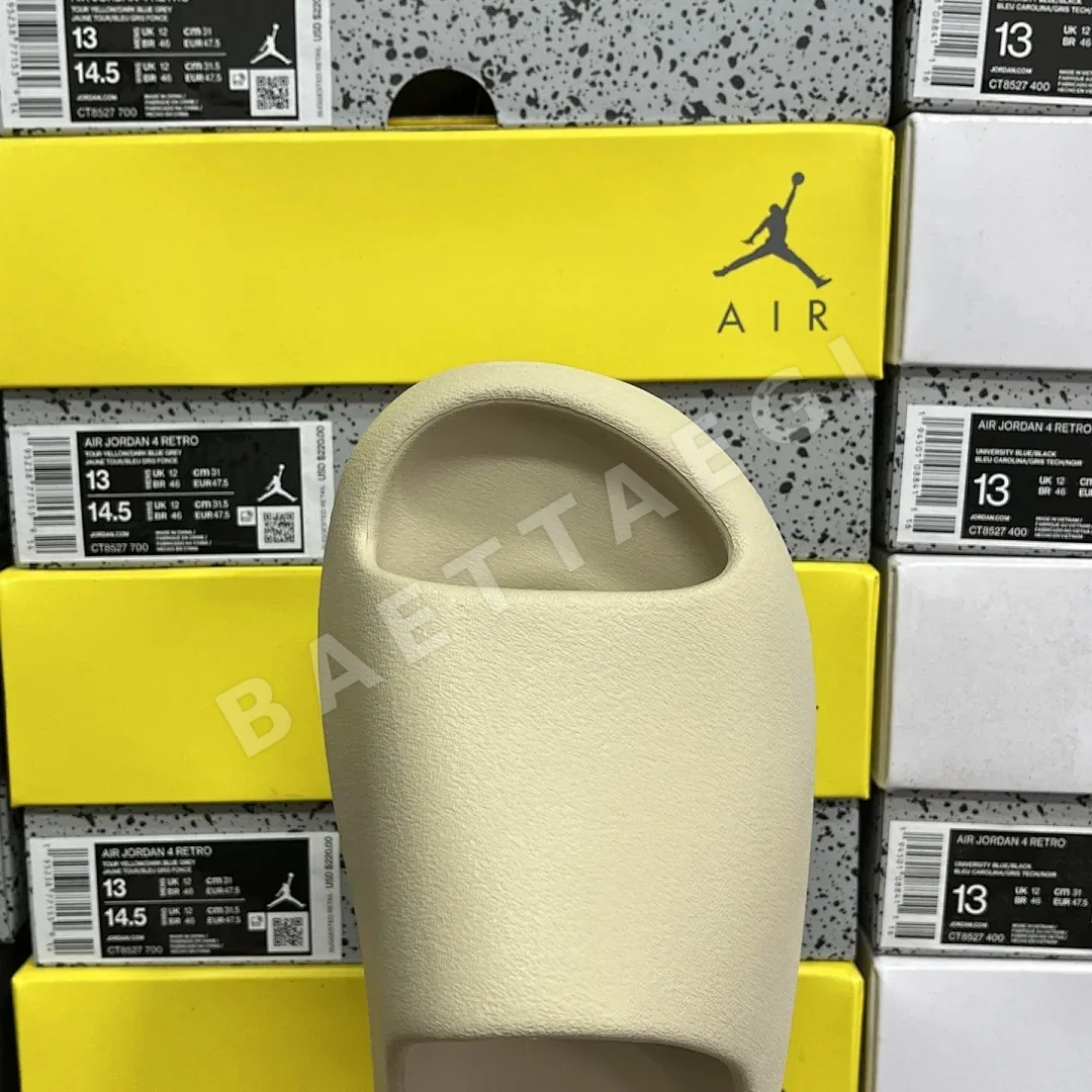 아디다스 이지 슬라이드 FZ5897 200642 Adidas Yeezy Slide Resin 상세 이미지 4
