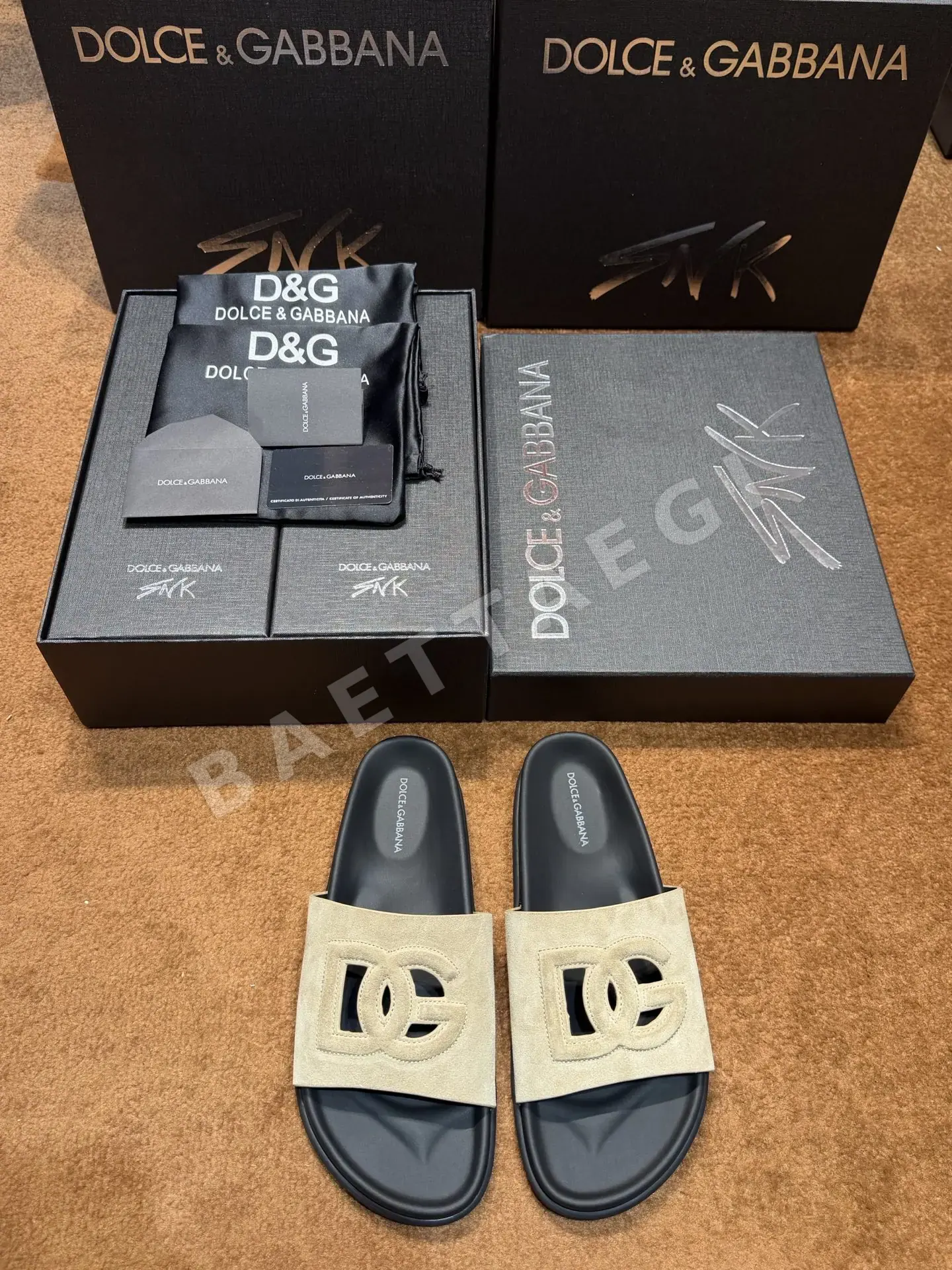 돌체앤가바나 카프스킨 남성 슬리퍼 155444