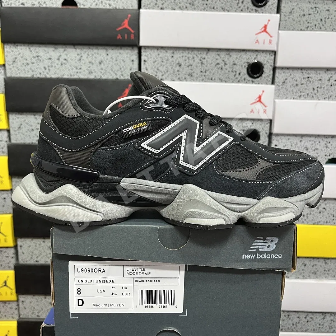 뉴발란스 [C] 9060 U9060ORA 202213 New Balance 9060