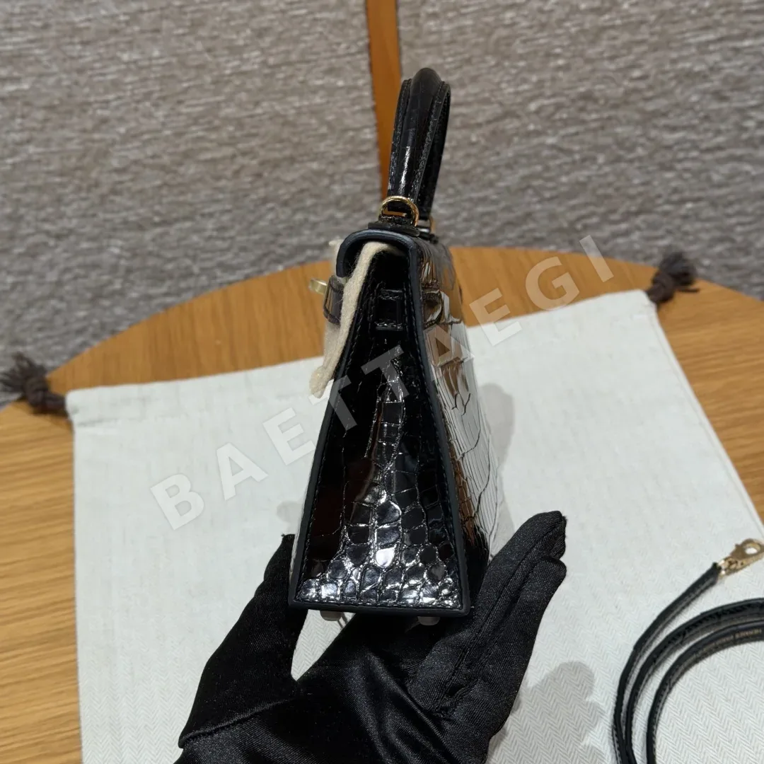 에르메스 미니 켈리 매트 악어가죽 가방 상세 이미지 3