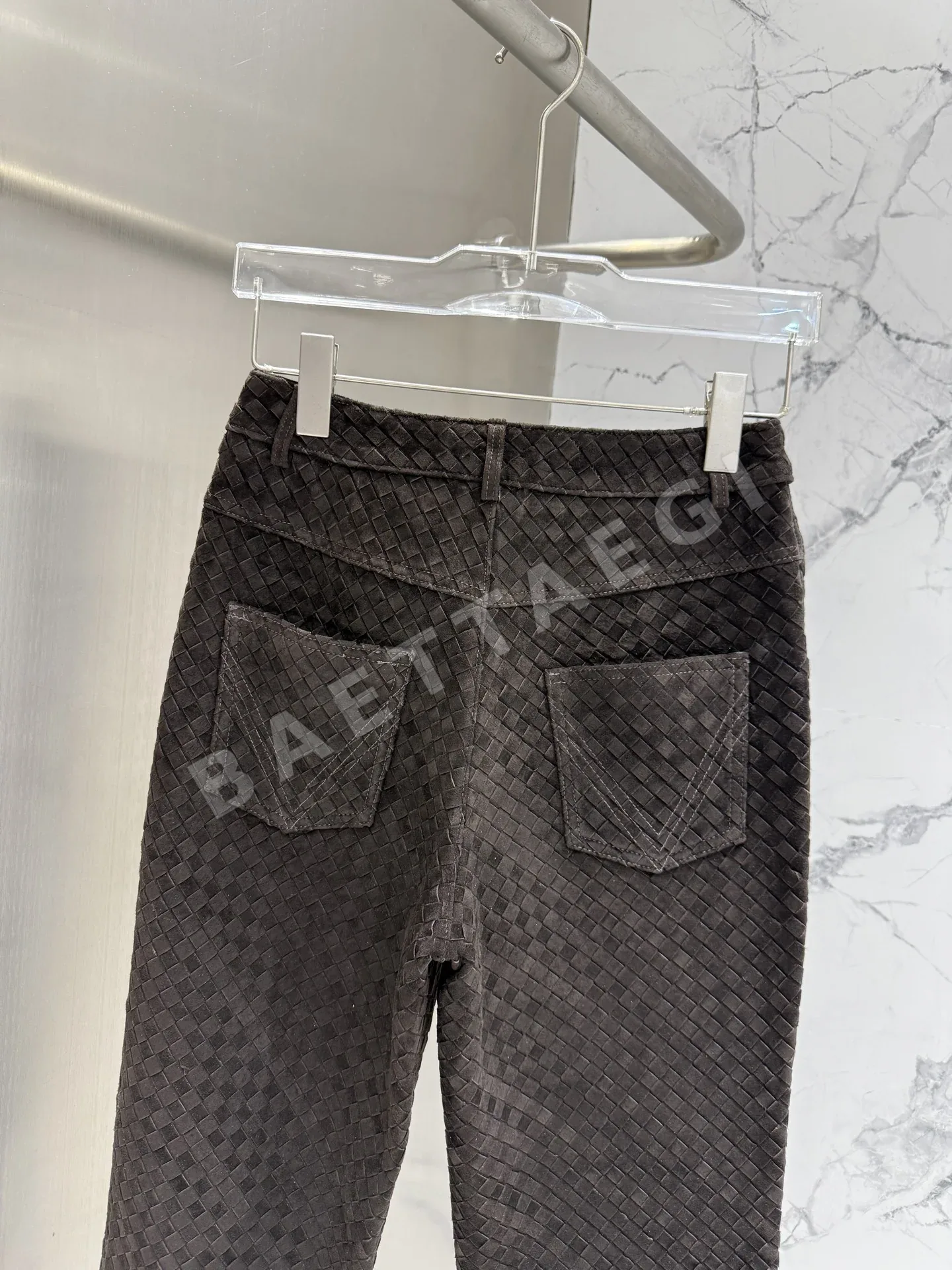 보테가베네타 램스킨 와이드 가죽 바지 상세 이미지 8