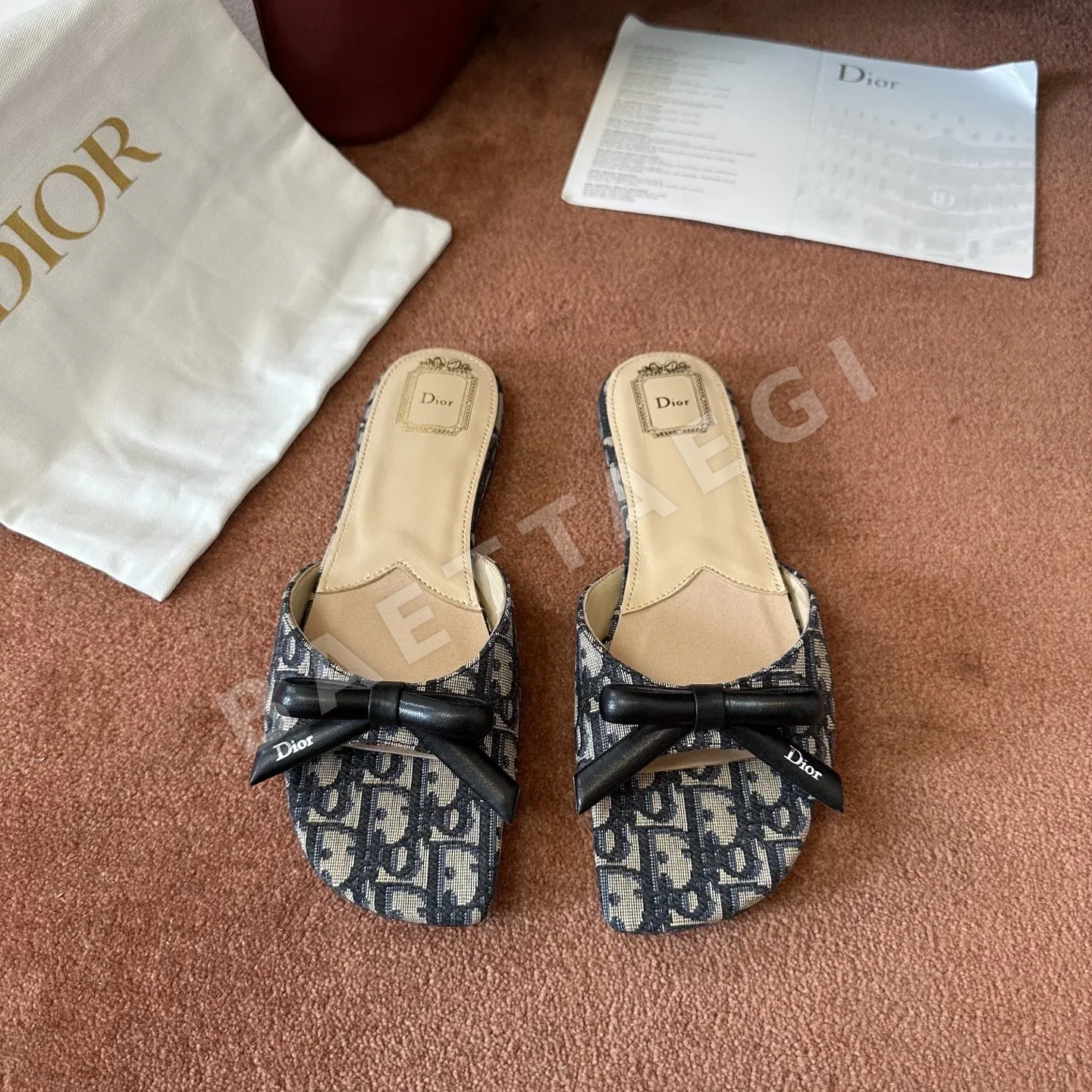 디올 샌들 캔버스 로고 자수 187912