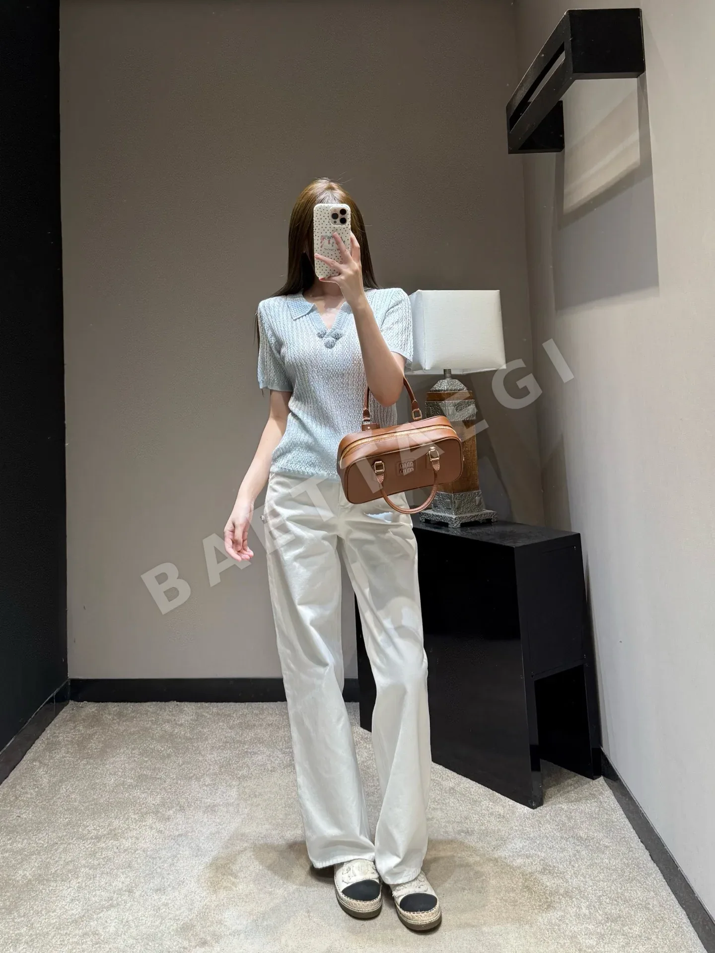 샤넬 오프숄더 라이트블루 여성 반팔 니트 탑 129691