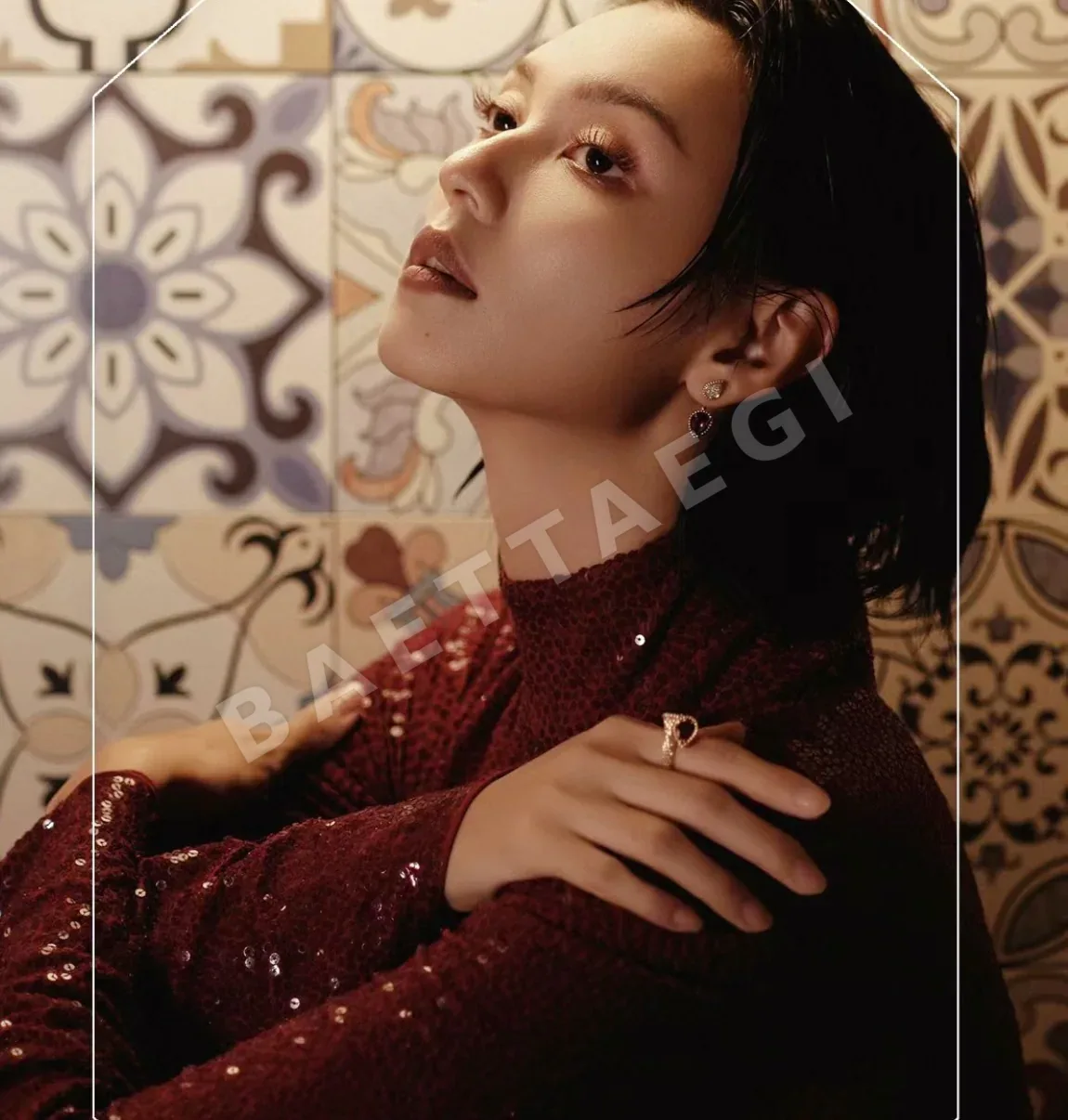 부쉐론 티어드롭 로즈 가넷 반지 상세 이미지 2