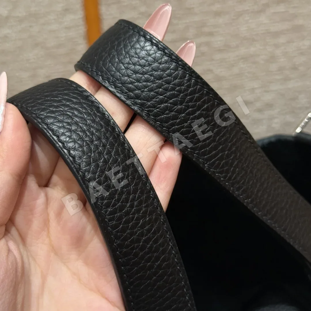에르메스 피코탄 락 크레망스 소가죽 가방 상세 이미지 6