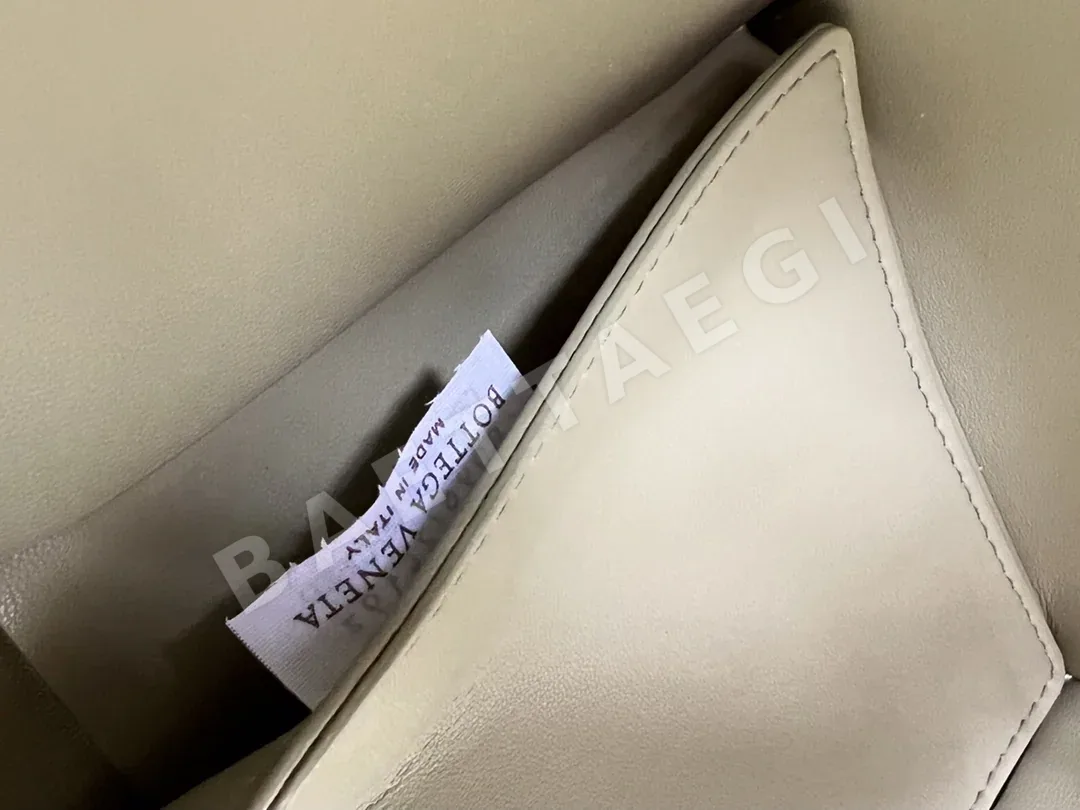 보테가베네타 가방 상세 이미지 9