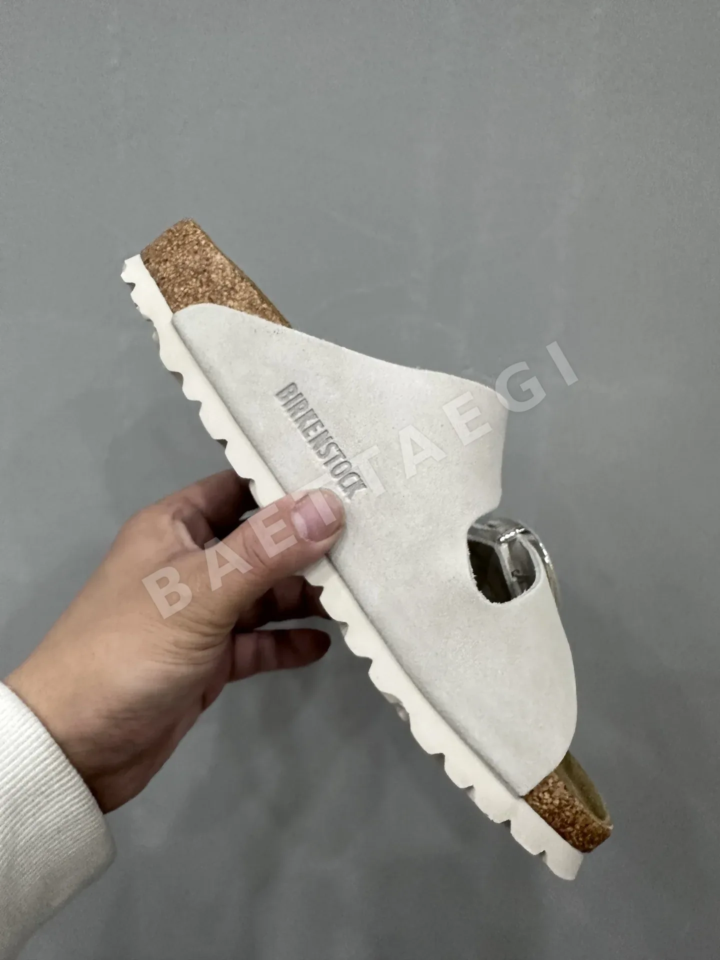 크롬하츠 샌들 그레이 스웨이드 더블 스트랩 상세 이미지 4