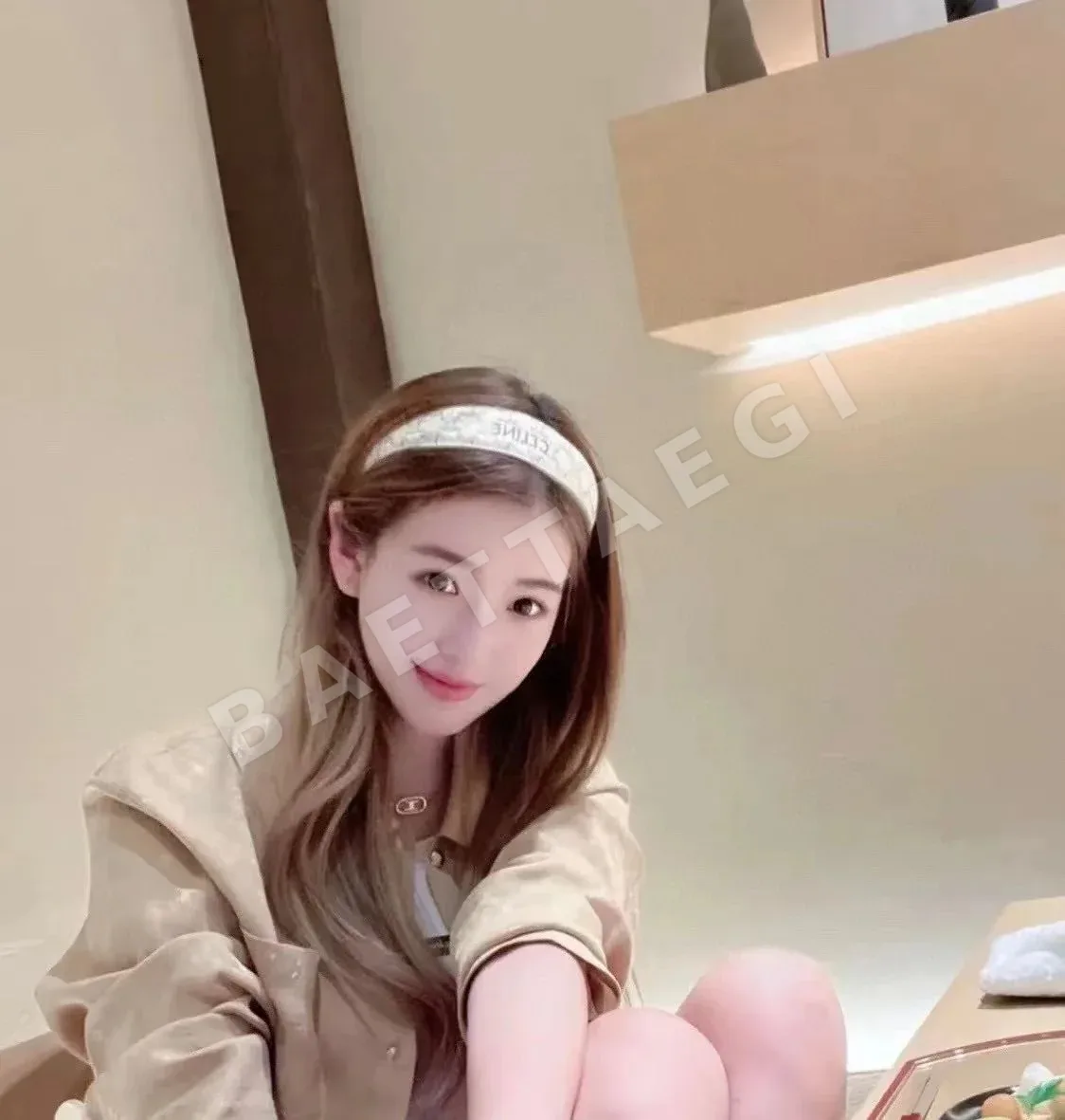 셀린느 개선문 모노그램 헤어밴드 130930