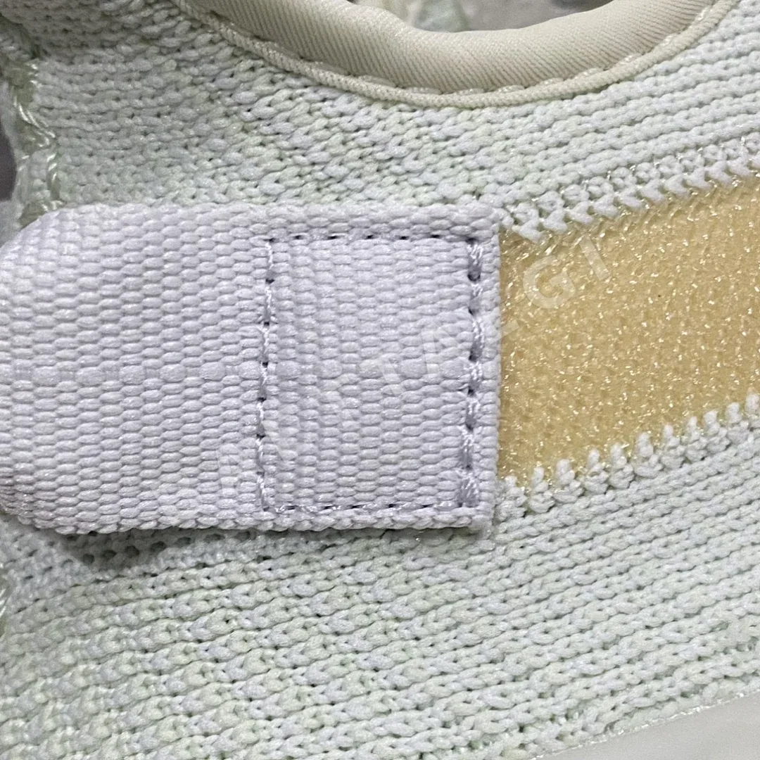 아디다스 이지 350 EG7491 200672 Adidas Yeezy 350 상세 이미지 14