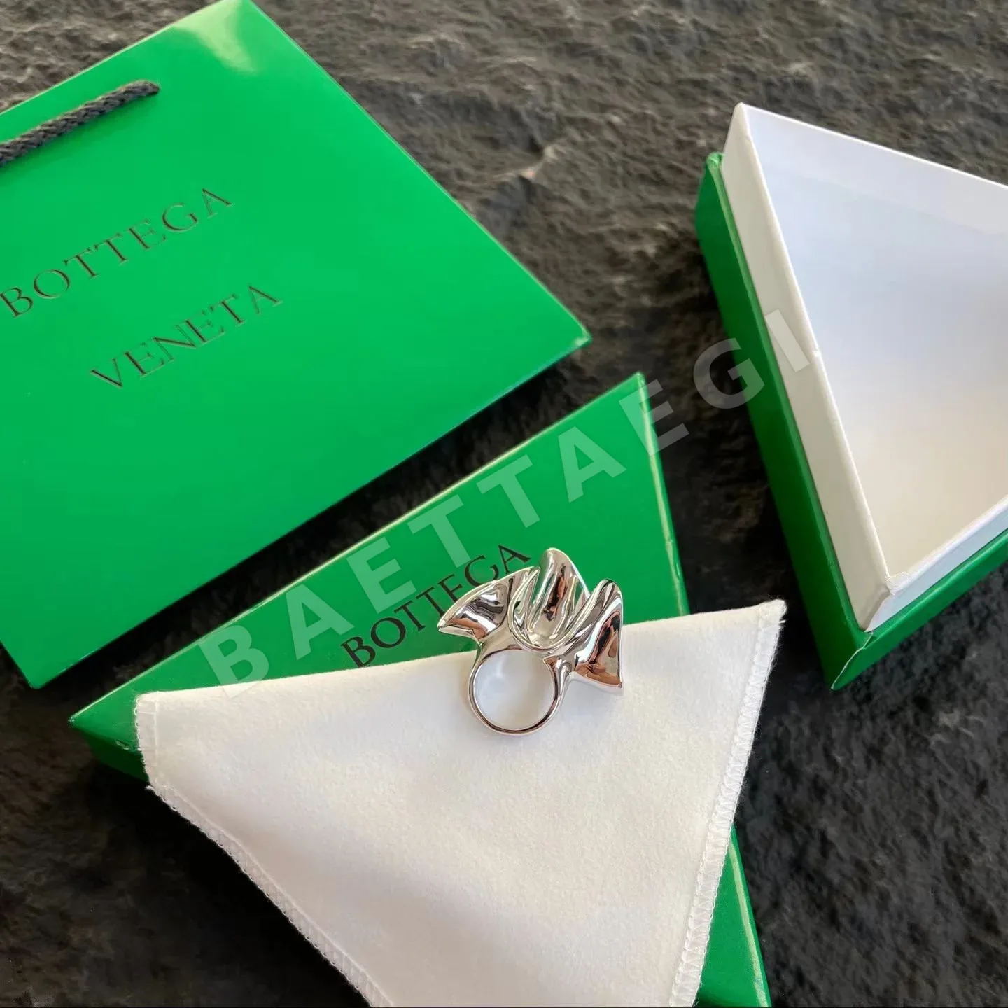 보테가베네타 반지 65366 Bottega Veneta Ring 상세 이미지 2