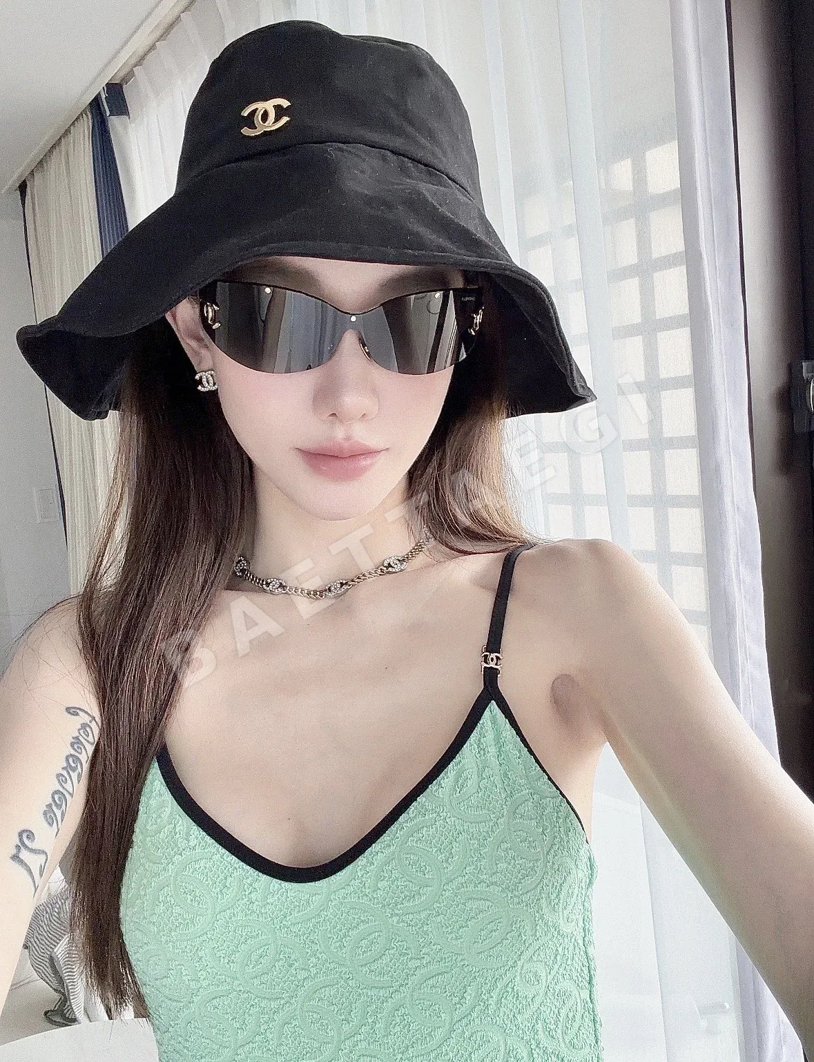 샤넬 여성 민트톤 자카드 U넥 스윔수트 상세 이미지 2