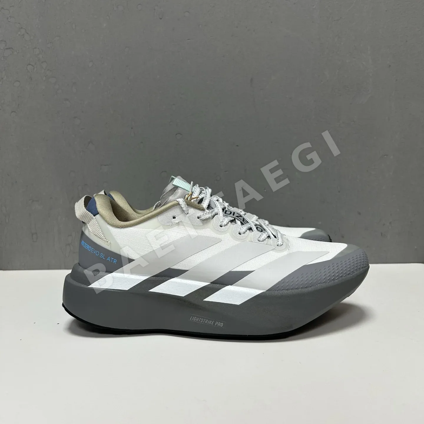 아디다스 신발 157711 Adidas Sneakers