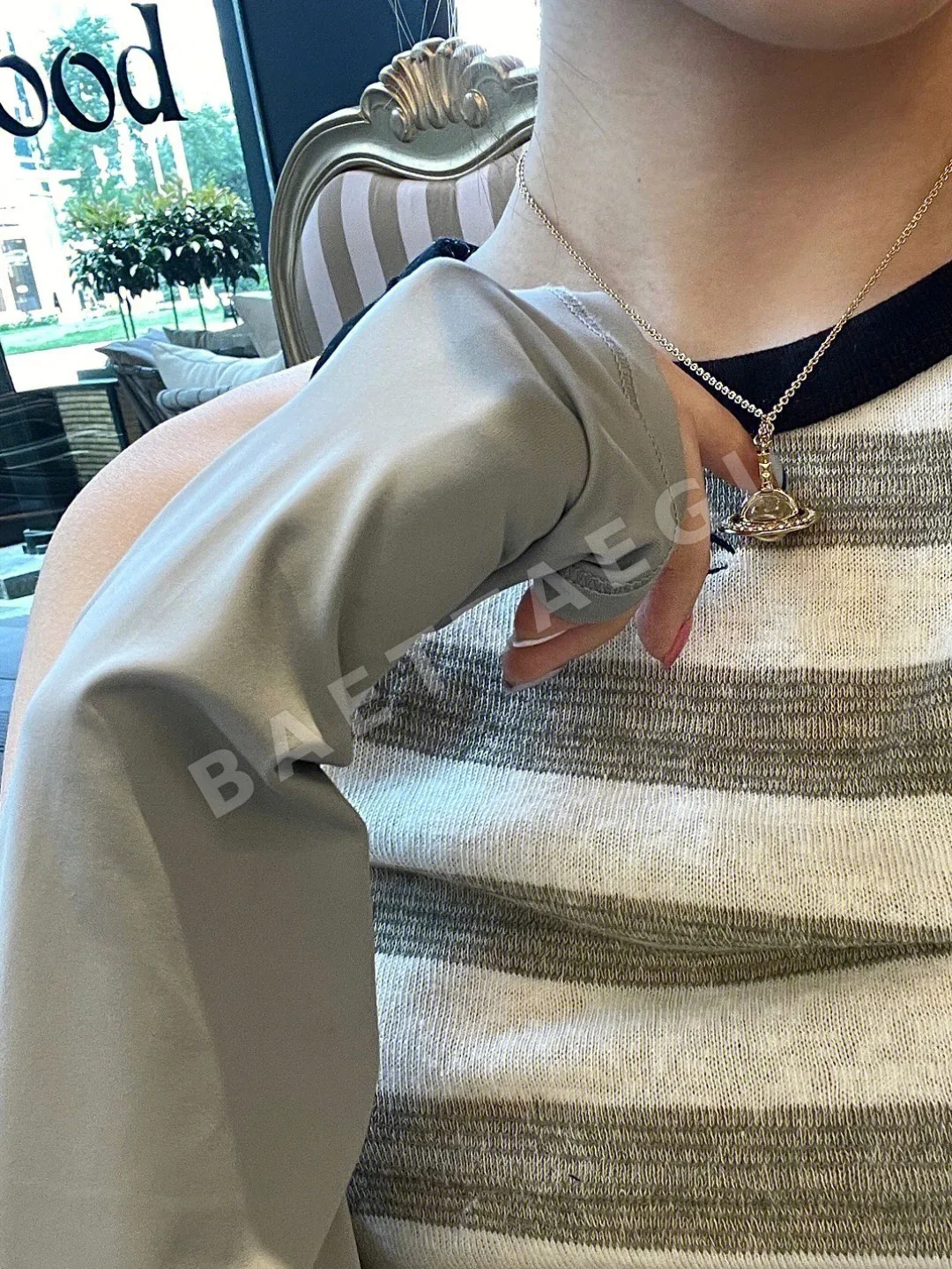 비비안웨스트우드 에나멜 진주 자석식 잠금 목걸이 상세 이미지 3