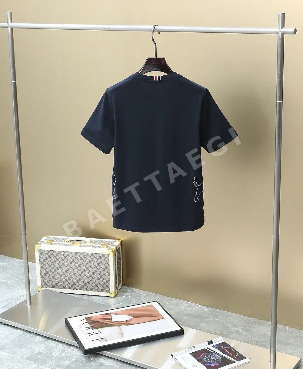 톰브라운 남성 반팔 상세 이미지 2