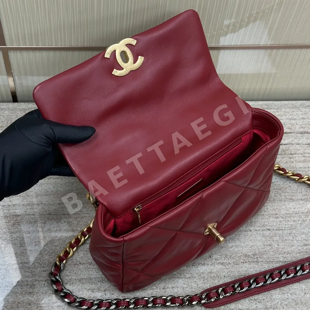 샤넬 버건디 레드 금장 가방 32938