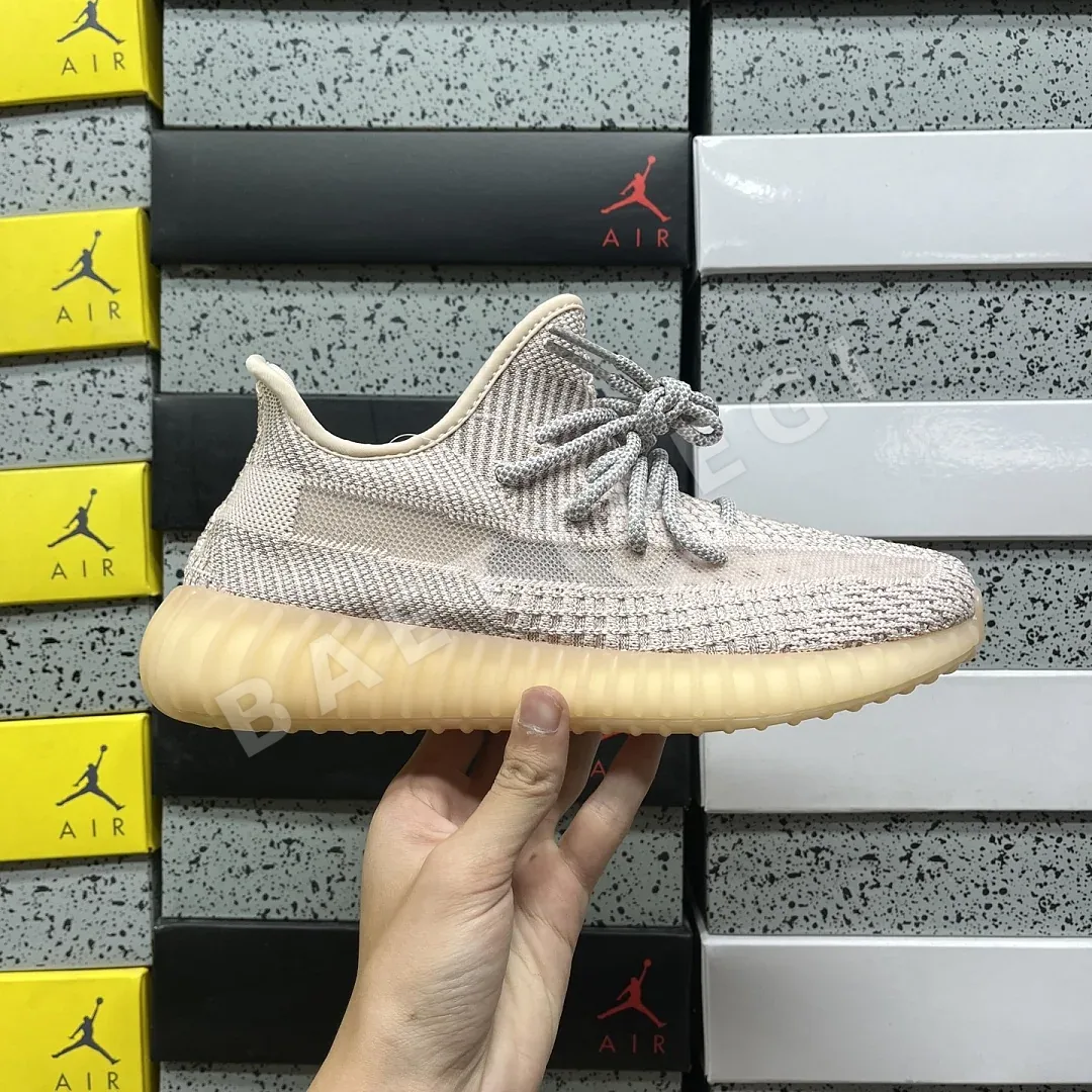아디다스 [XQ] 이지 부스트 350 V2 FV5666 200764 Adidas Yeezy Boost 350 V2 Synth Reflective 상세 이미지 2